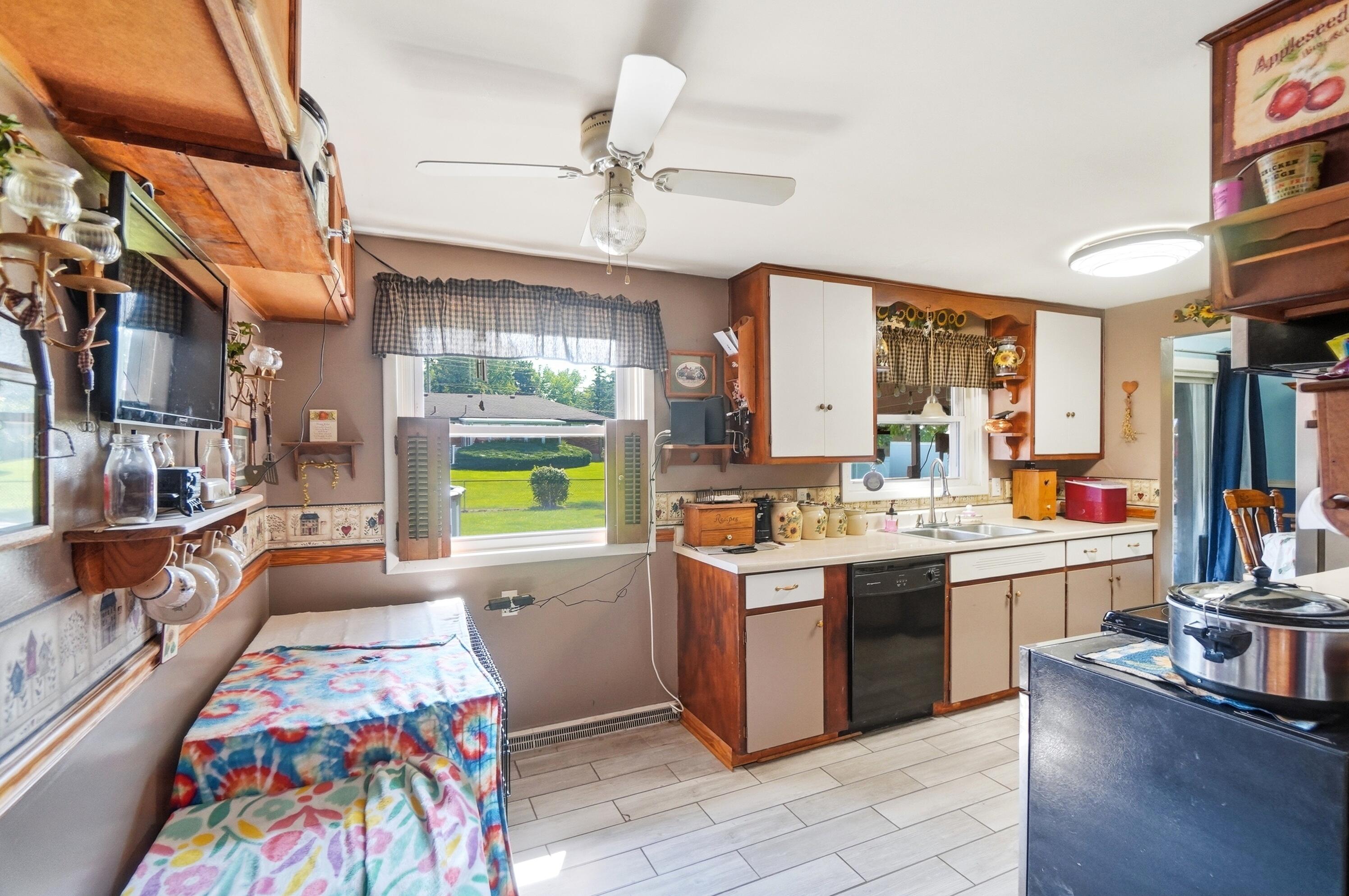 4522 Laredo, Springfield, Ohio 45503