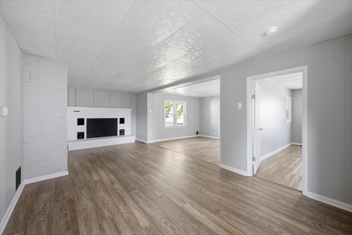 344 State, West Mansfield, Ohio 43358