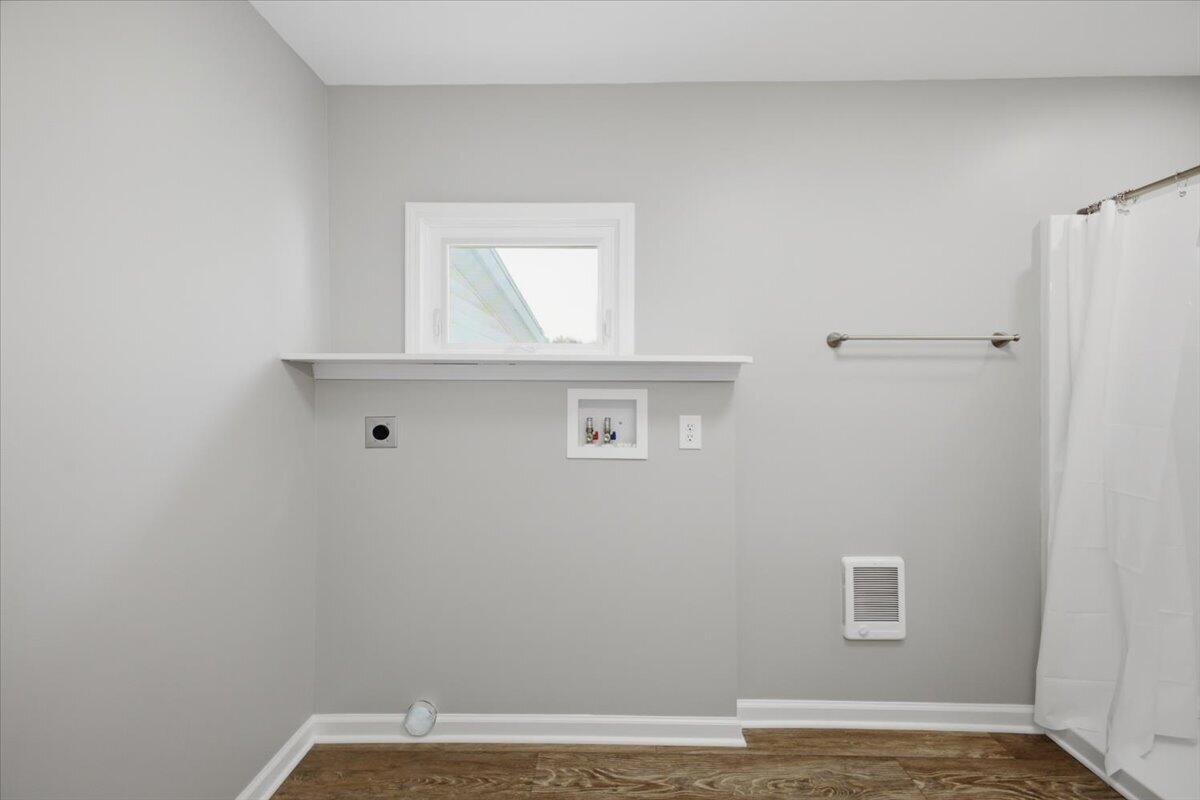 344 State, West Mansfield, Ohio 43358