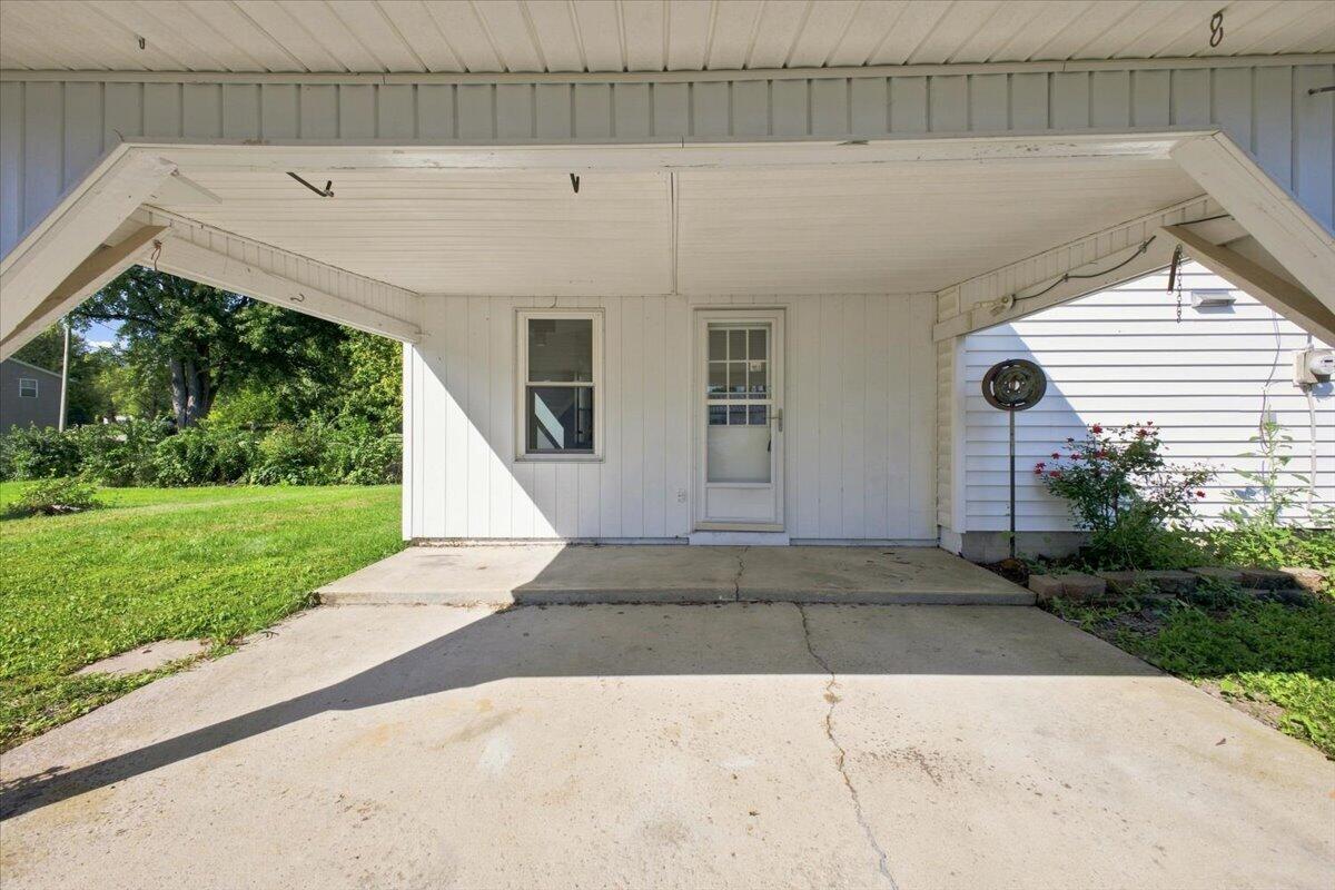 344 State, West Mansfield, Ohio 43358