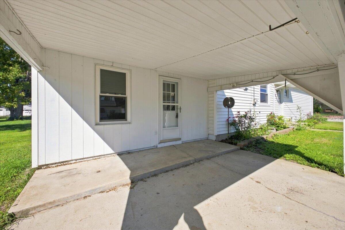 344 State, West Mansfield, Ohio 43358