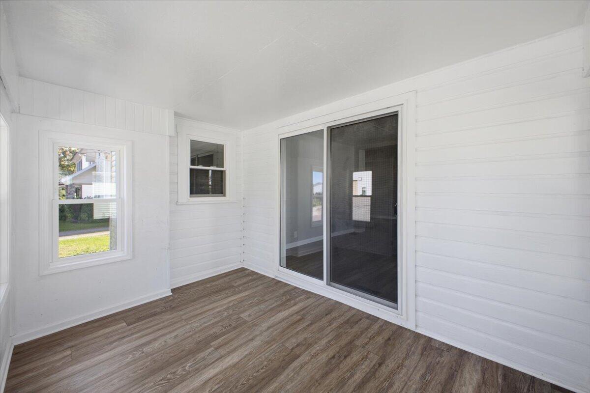 344 State, West Mansfield, Ohio 43358