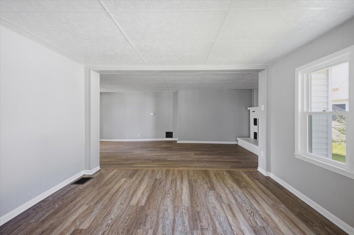 344 State, West Mansfield, Ohio 43358