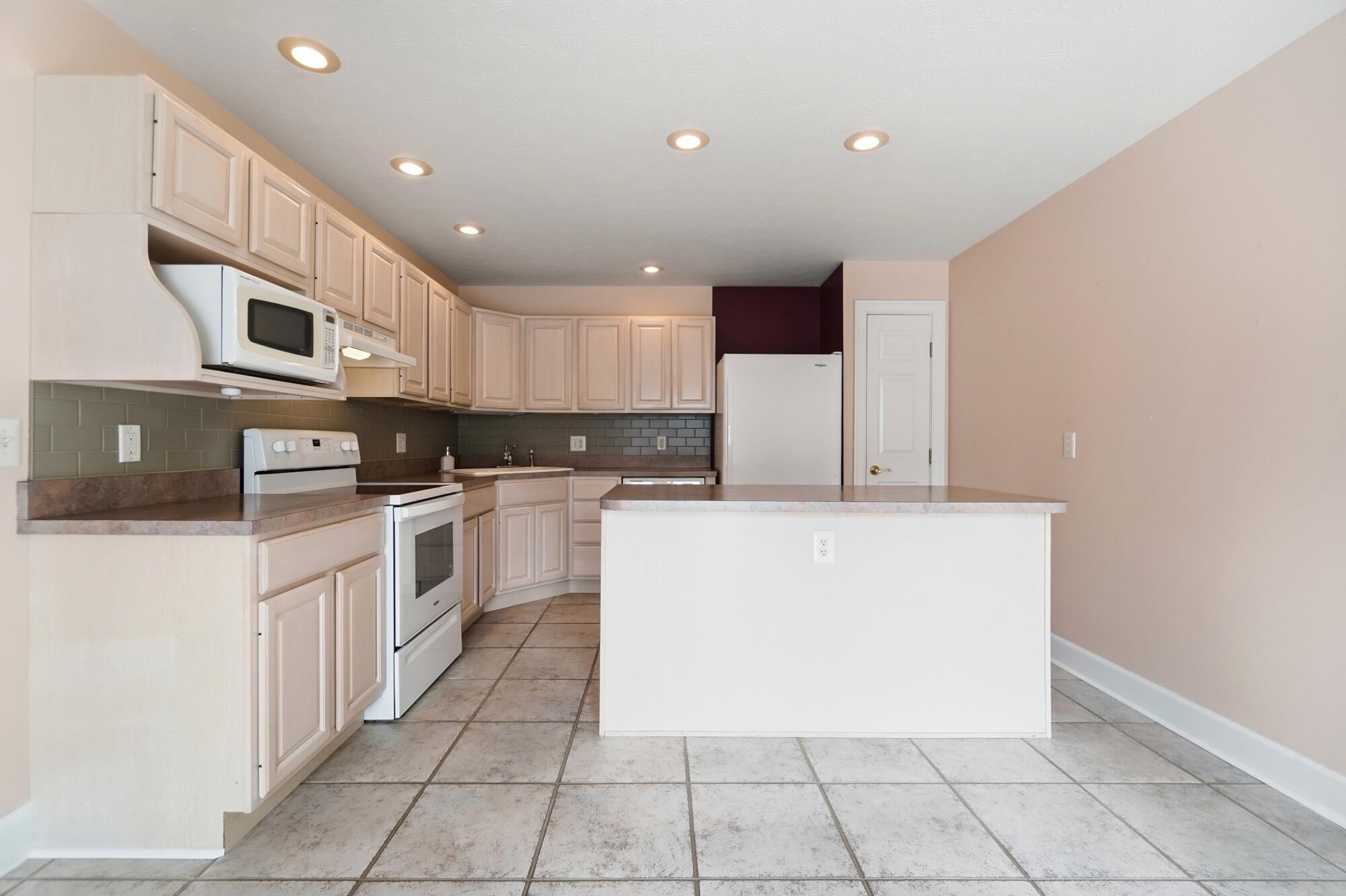 2091 Waterfall, Vandalia, Ohio 45377