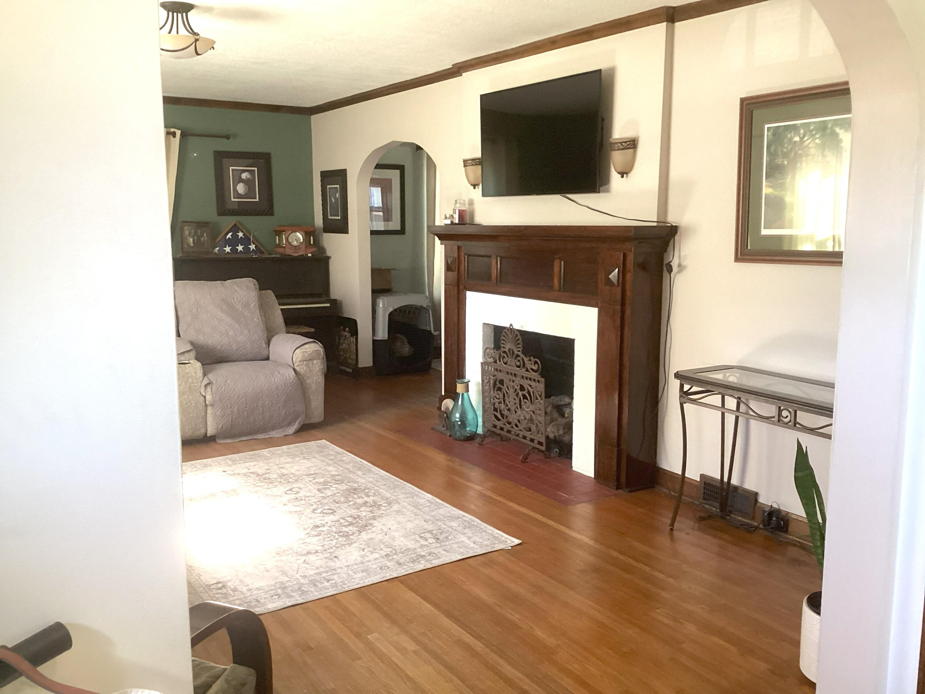 216 West, Saint Marys, Ohio 45885