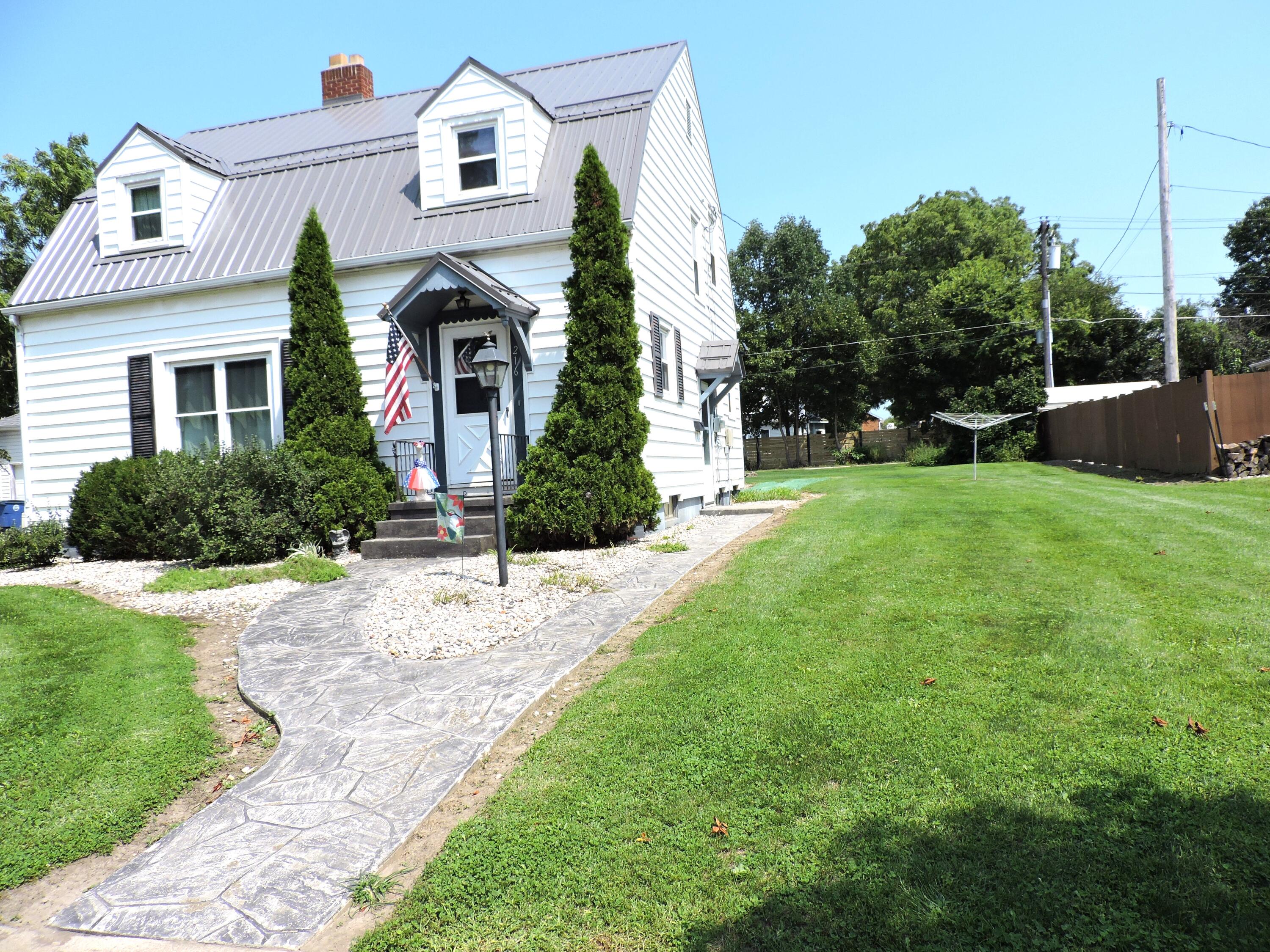 216 West, Saint Marys, Ohio 45885