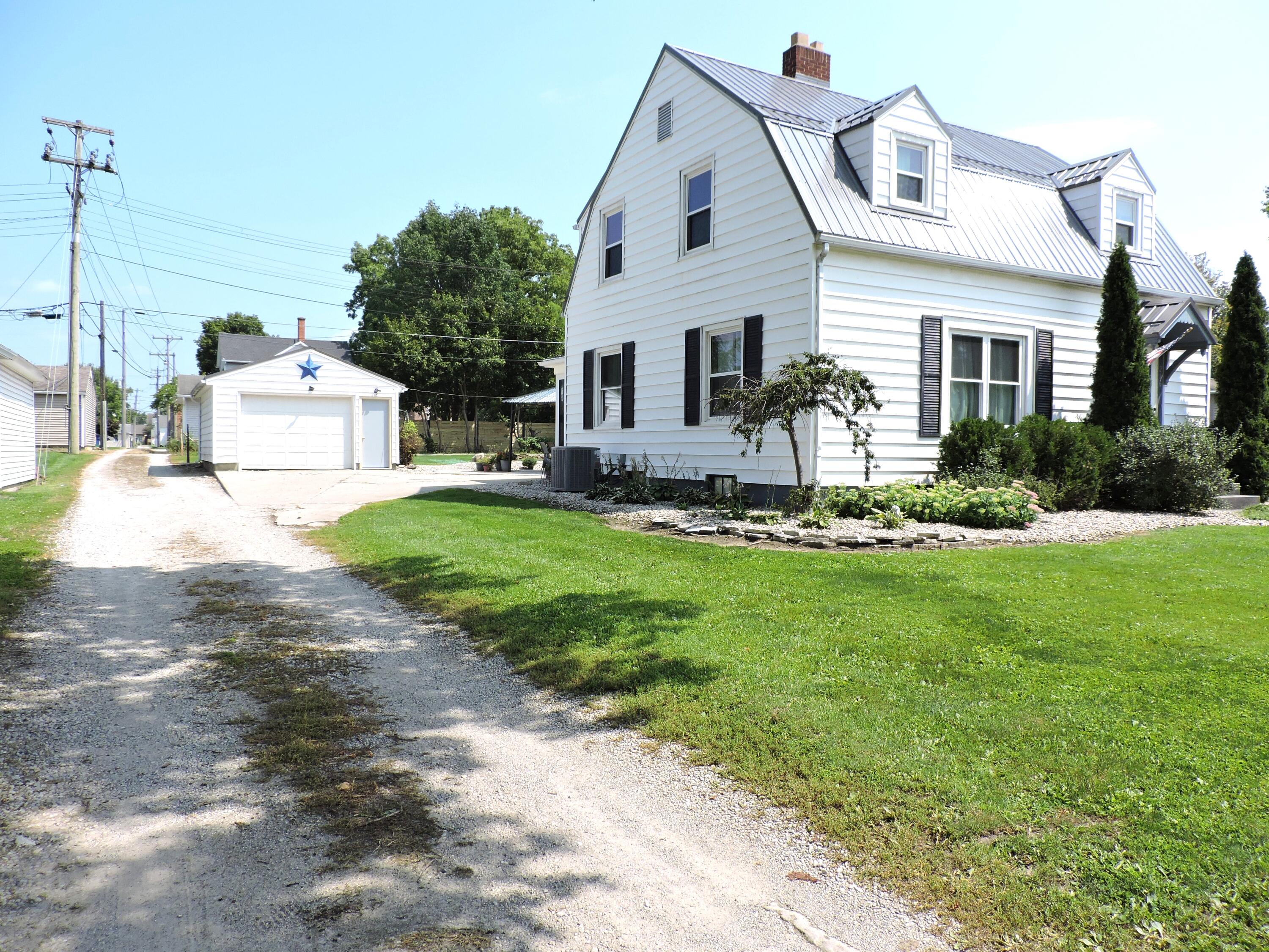 216 West, Saint Marys, Ohio 45885
