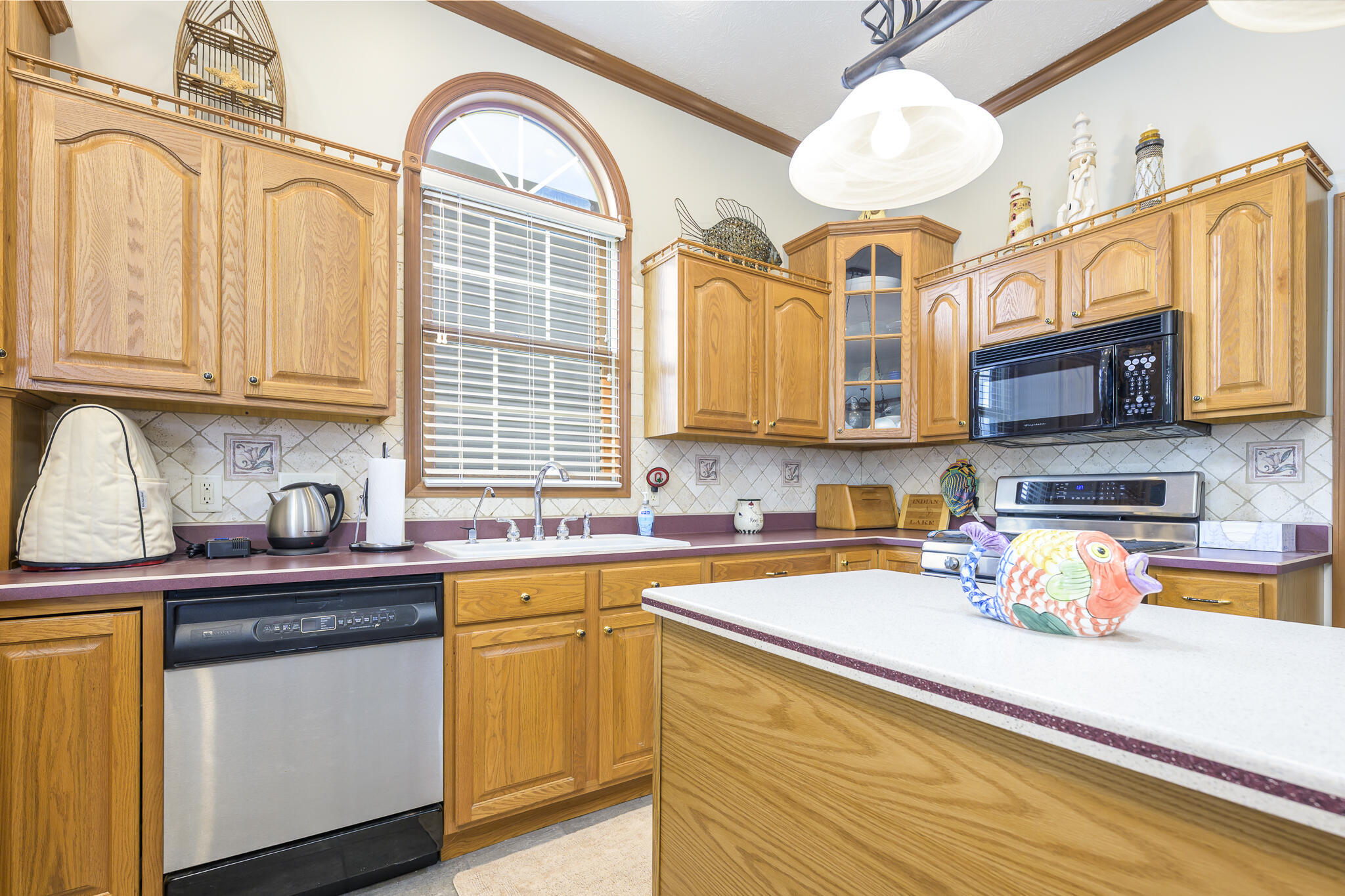 9281 Willow View, Belle Center, Ohio 43310