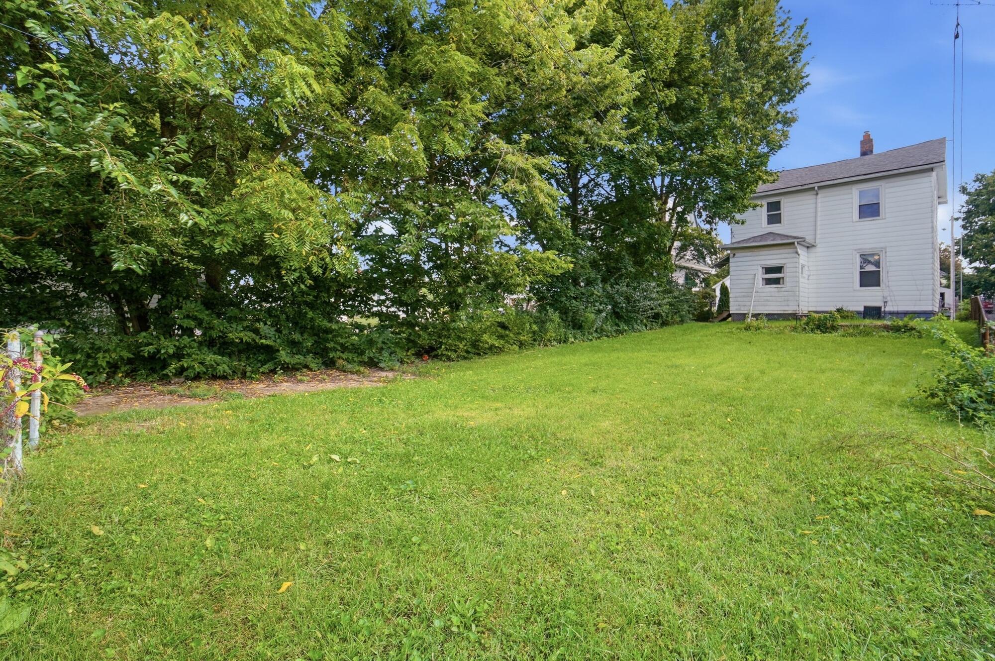 2044 Beatrice, Springfield, Ohio 45503