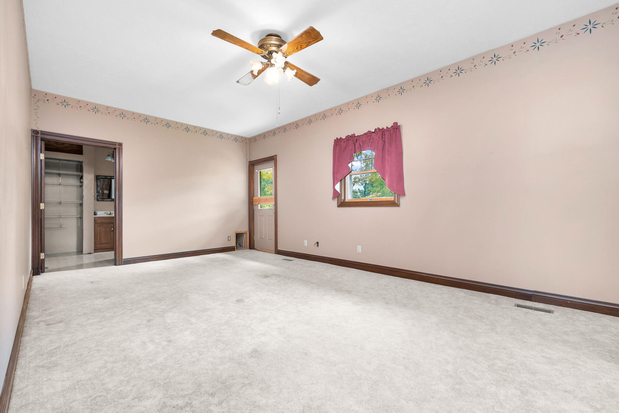 10333 Township Road 240, Lewistown, Ohio 43333