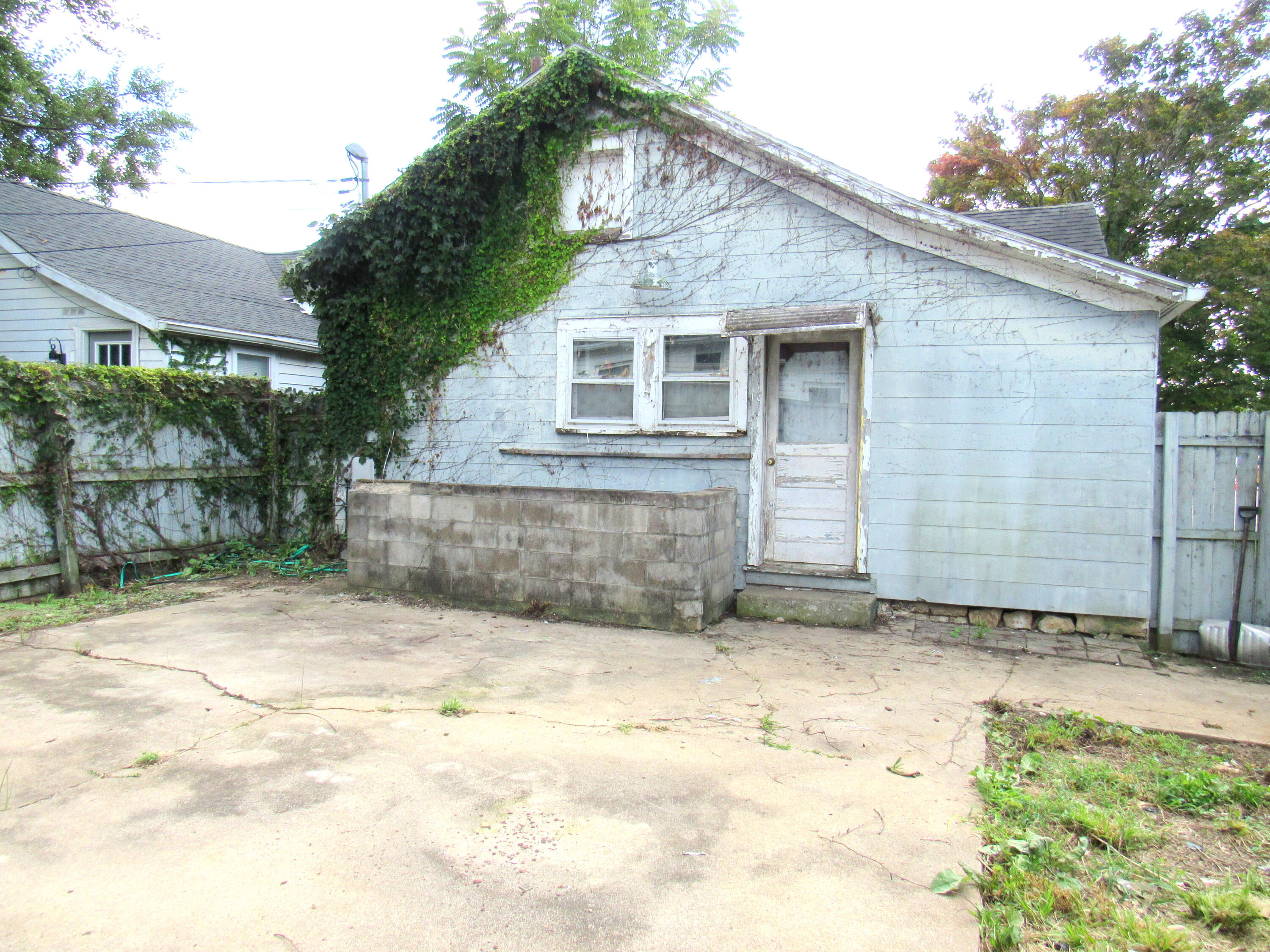 901 Canal, Troy, Ohio 45373