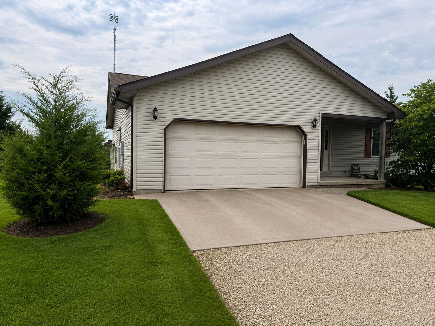 2847 OH-245, Cable, Ohio 43009