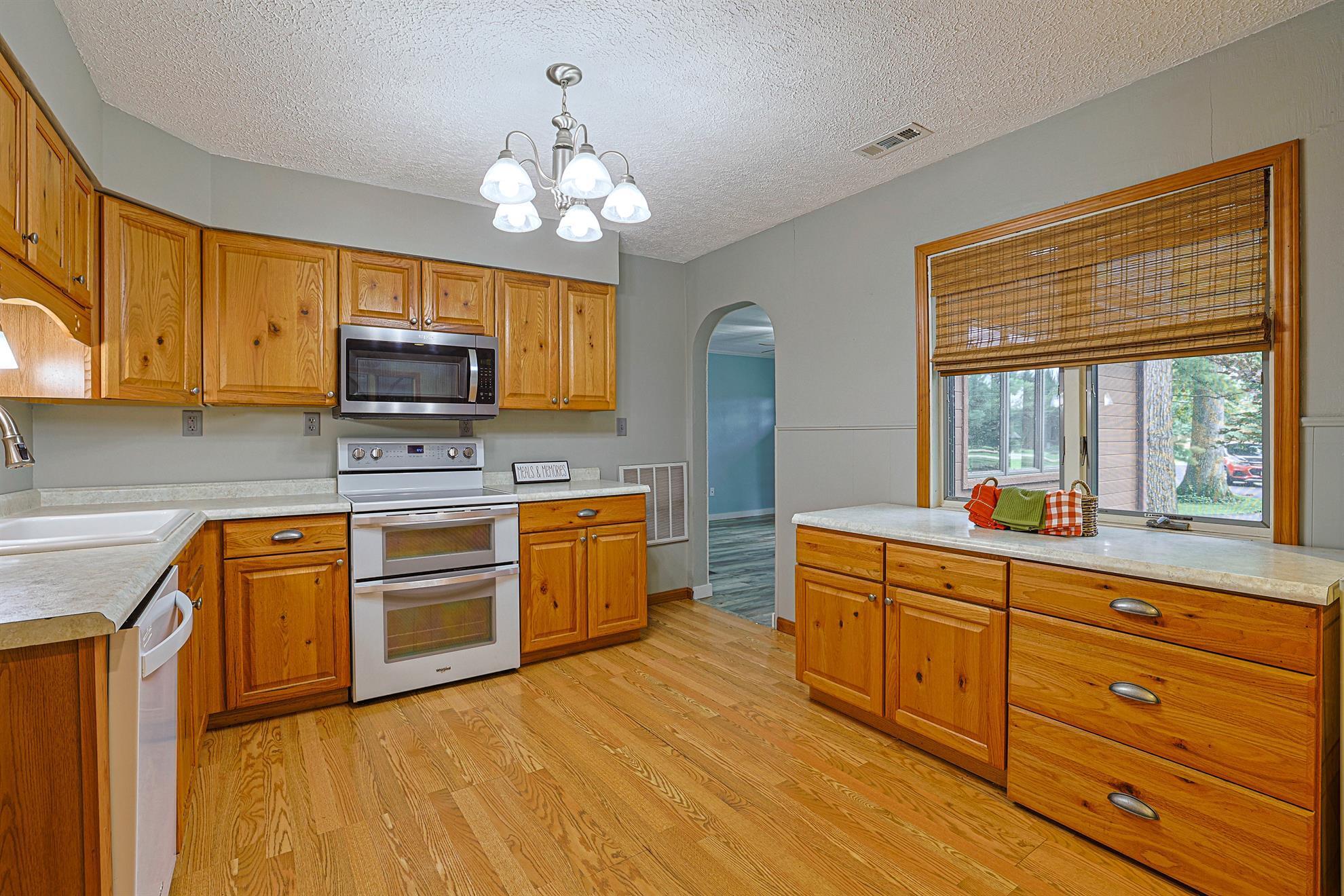3091 Fairfield, Springfield, Ohio 45502