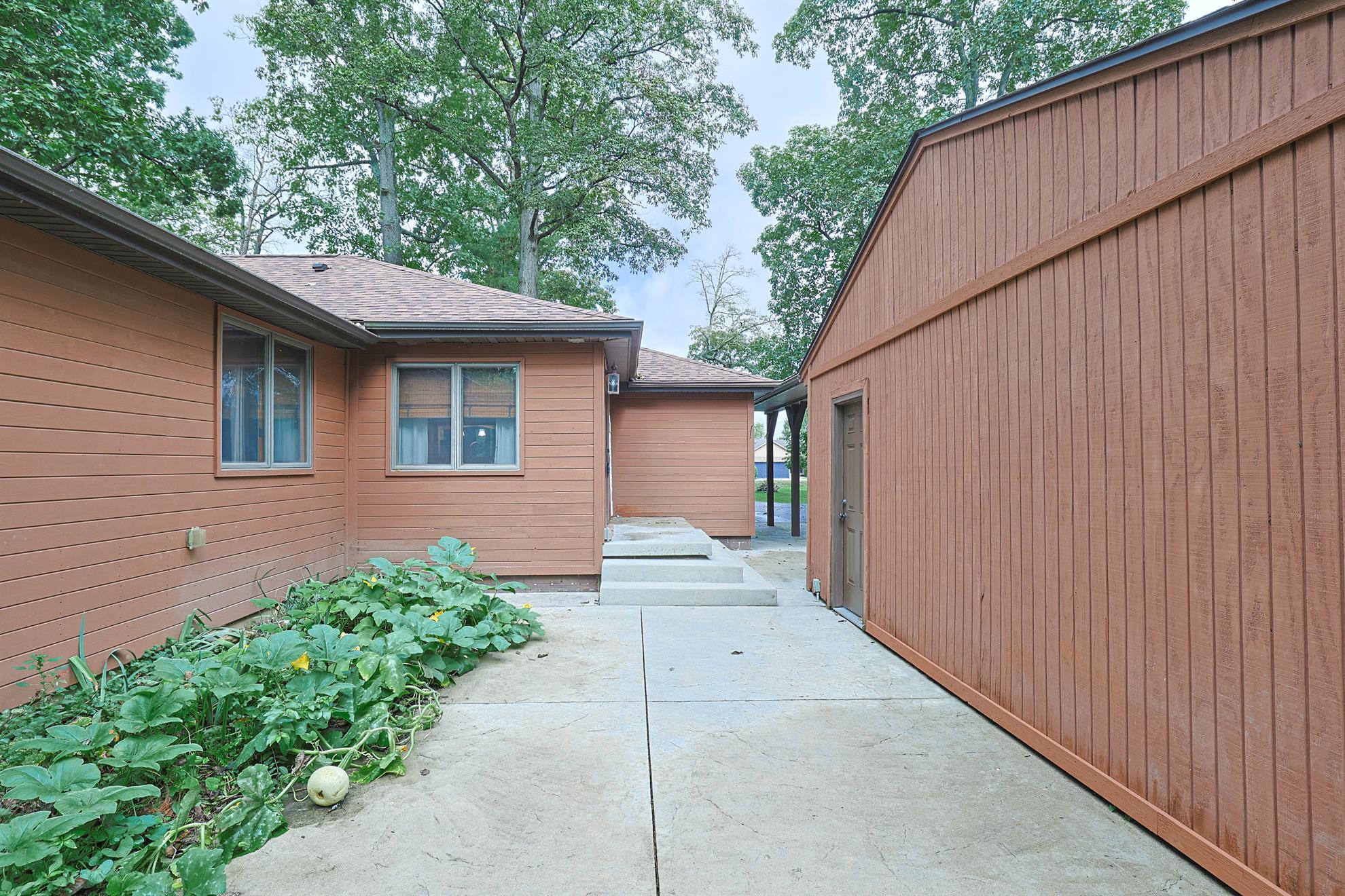 3091 Fairfield, Springfield, Ohio 45502