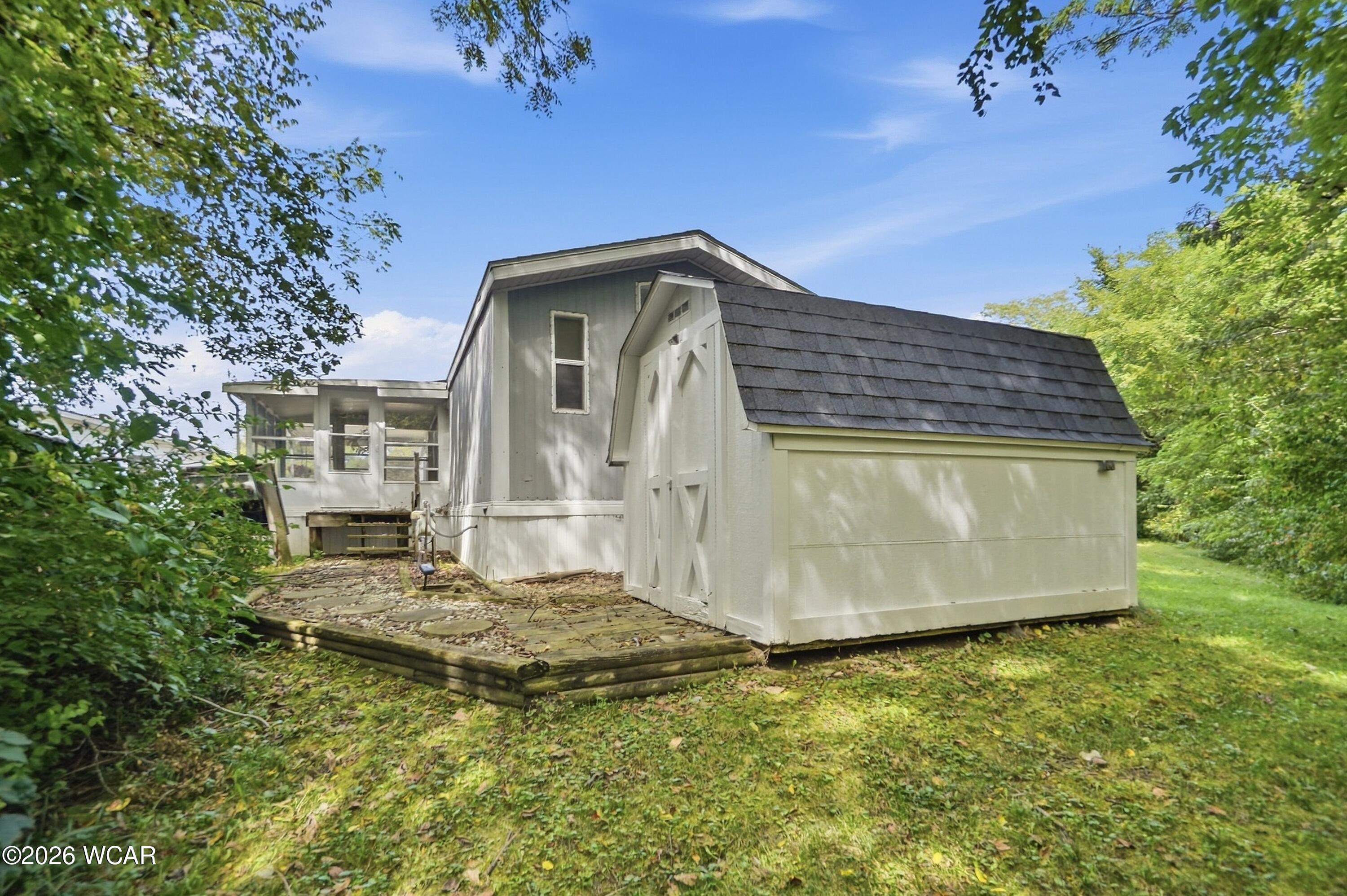 106 Deercreek Circle, Lima, Ohio