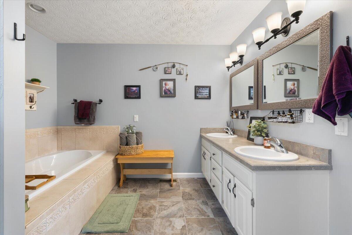 105 Sierra, Arcanum, Ohio 45304