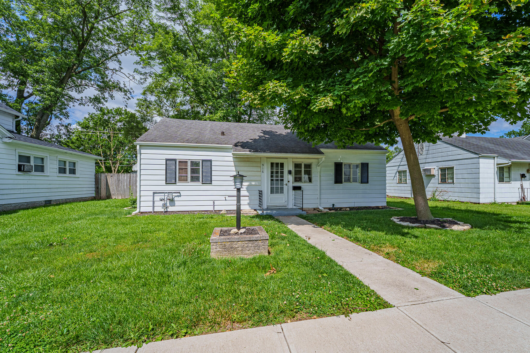 916 Crawford, Troy, Ohio 45373