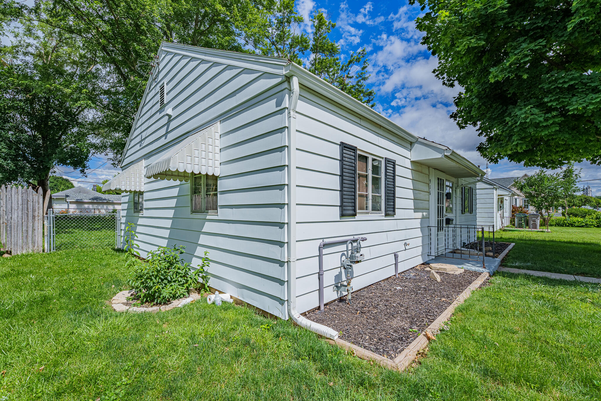 916 Crawford, Troy, Ohio 45373