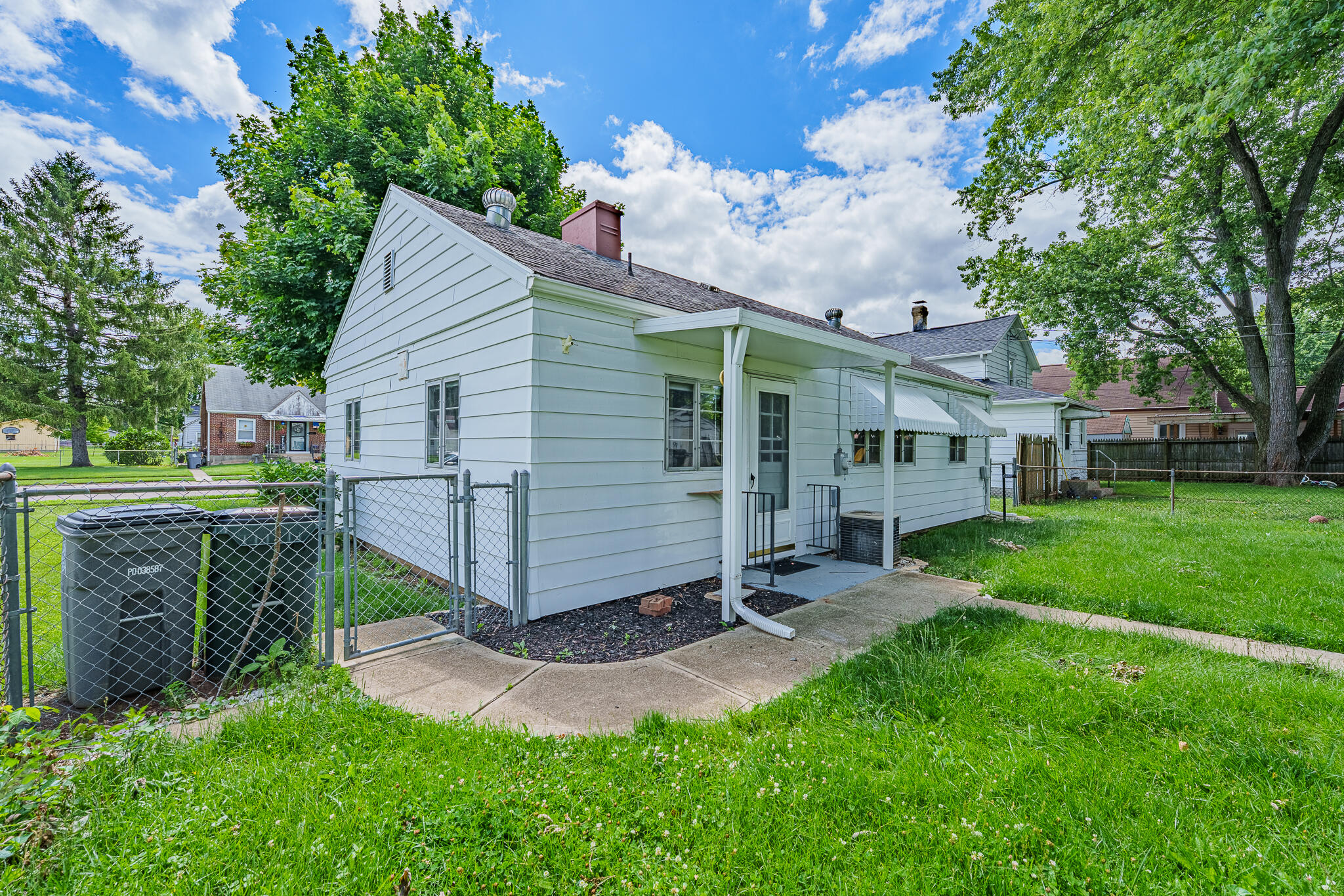 916 Crawford, Troy, Ohio 45373