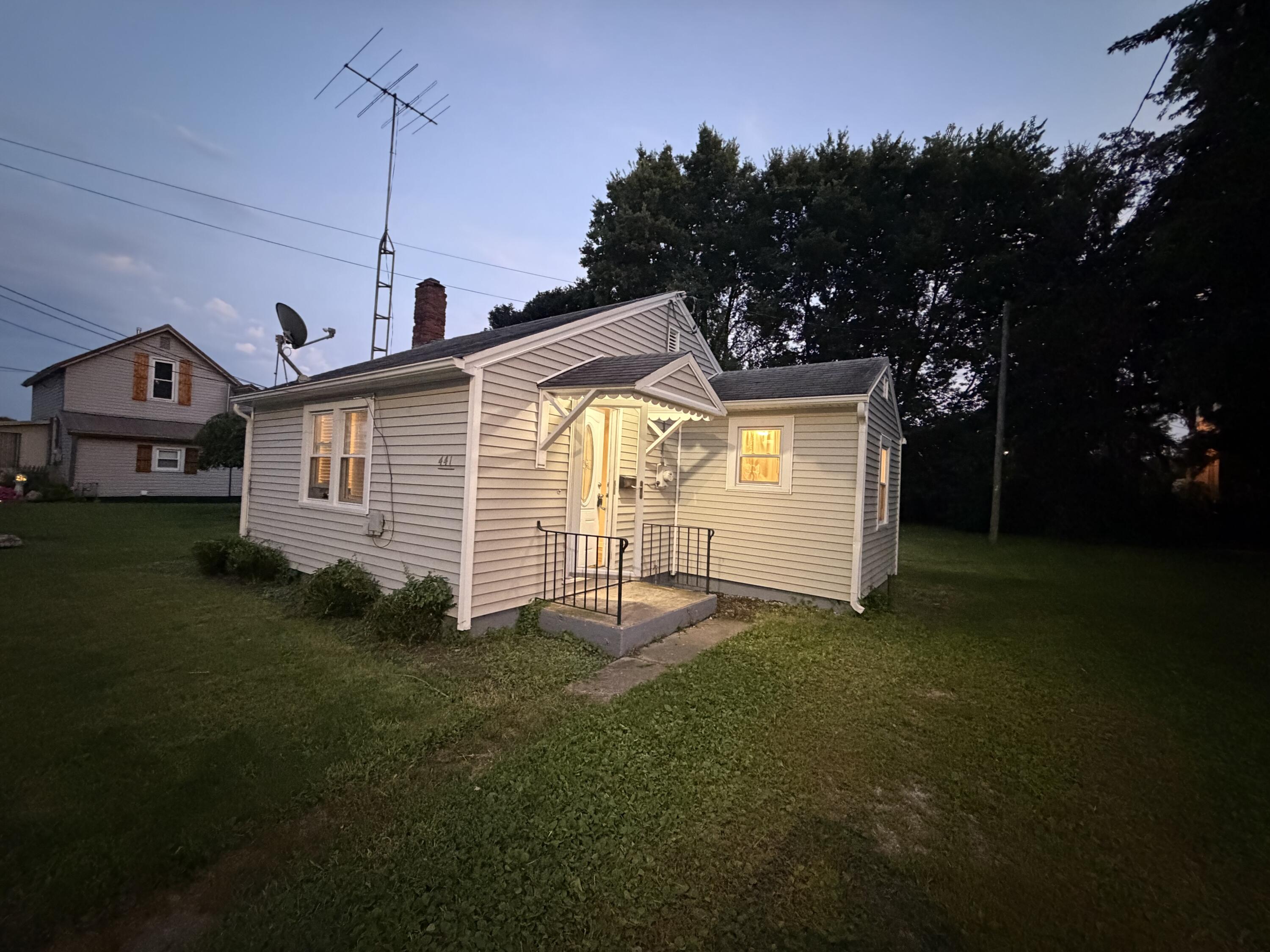441 Main, Bradford, Ohio 45308