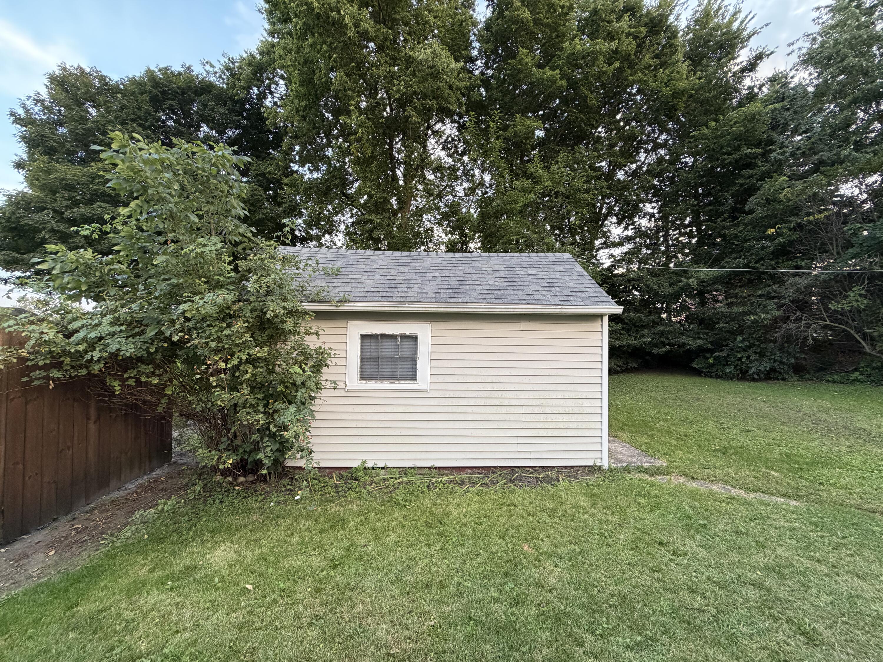 441 Main, Bradford, Ohio 45308