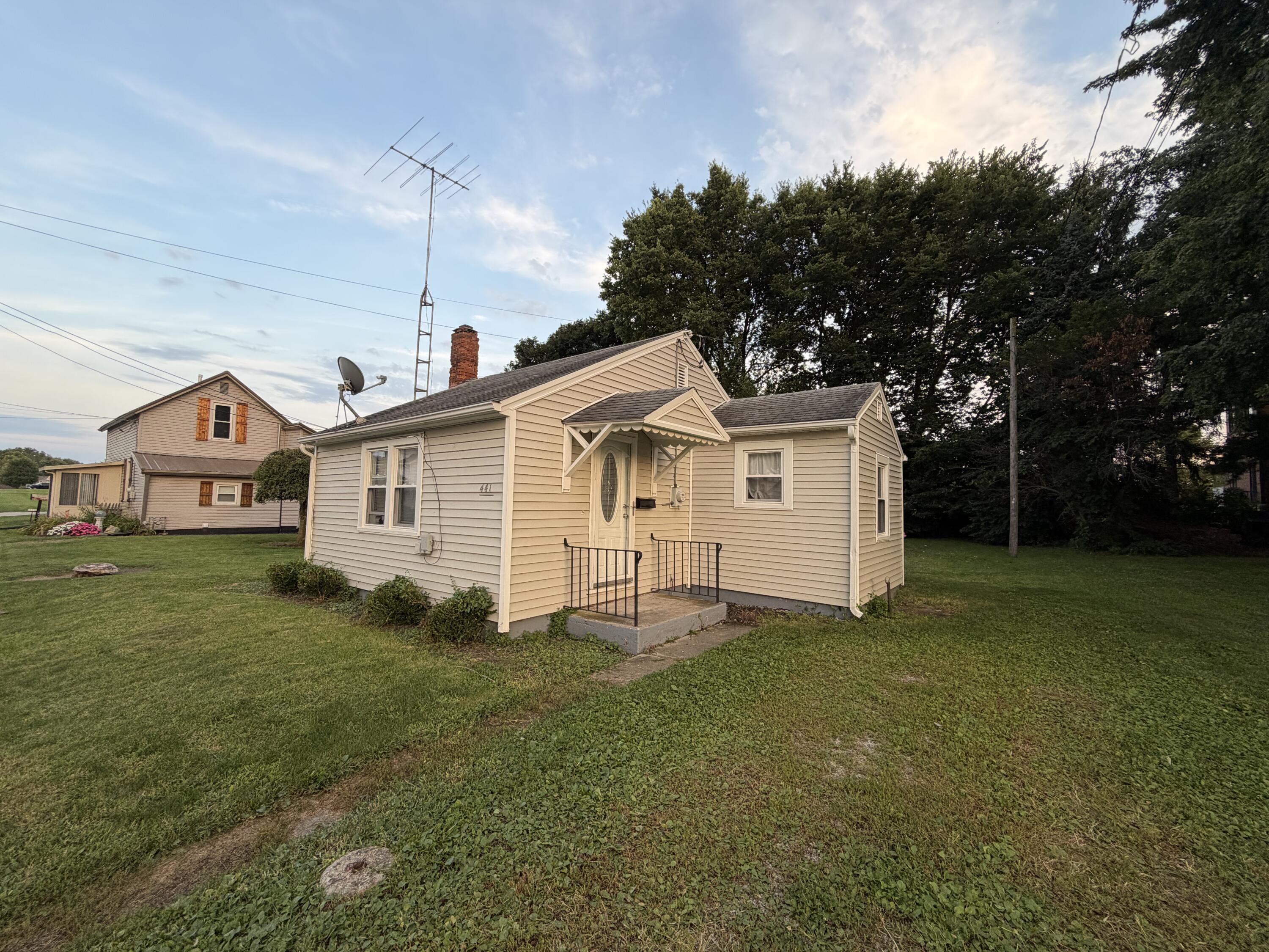 441 Main, Bradford, Ohio 45308