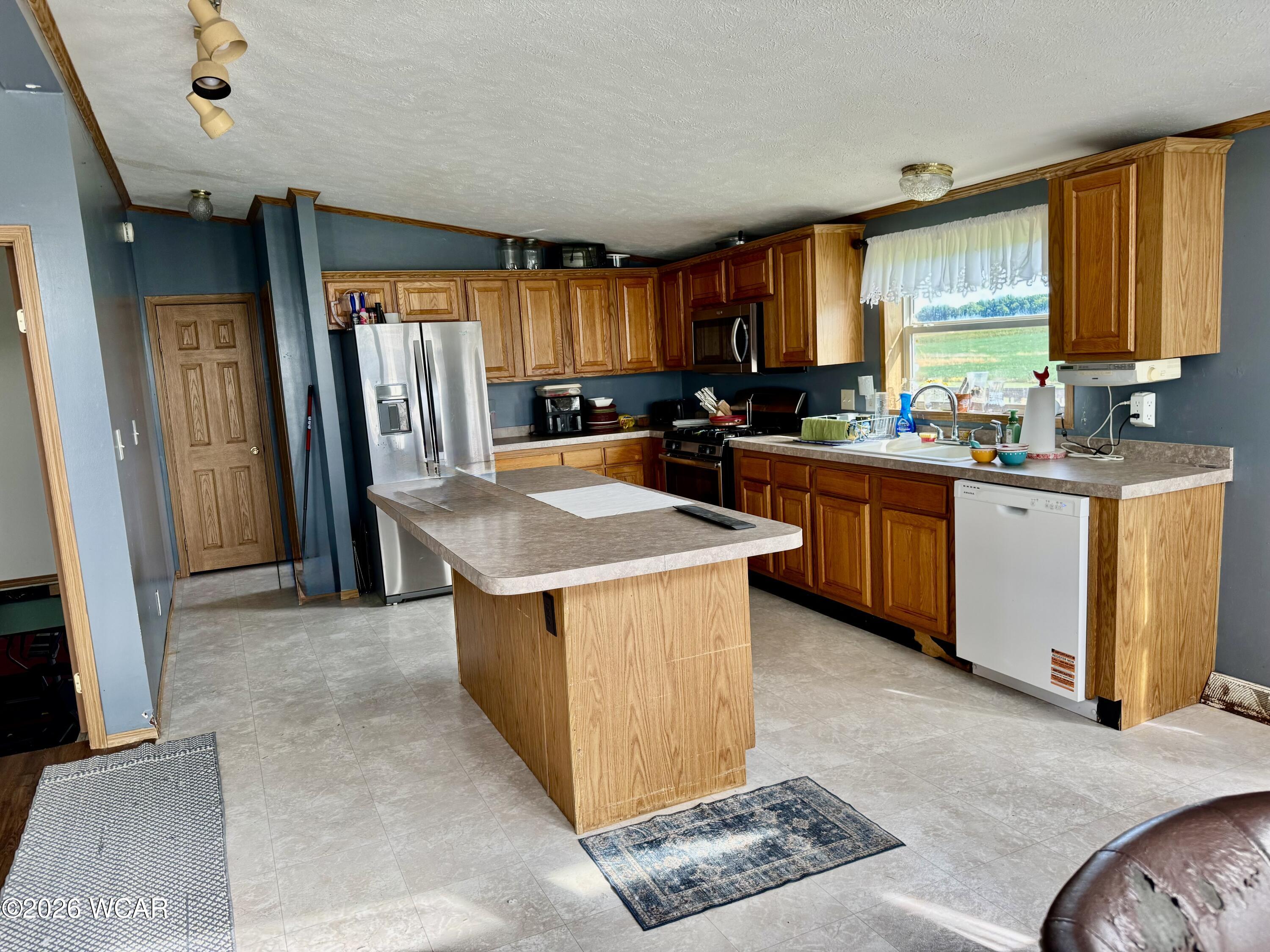 1296 State Road, Lima, Ohio