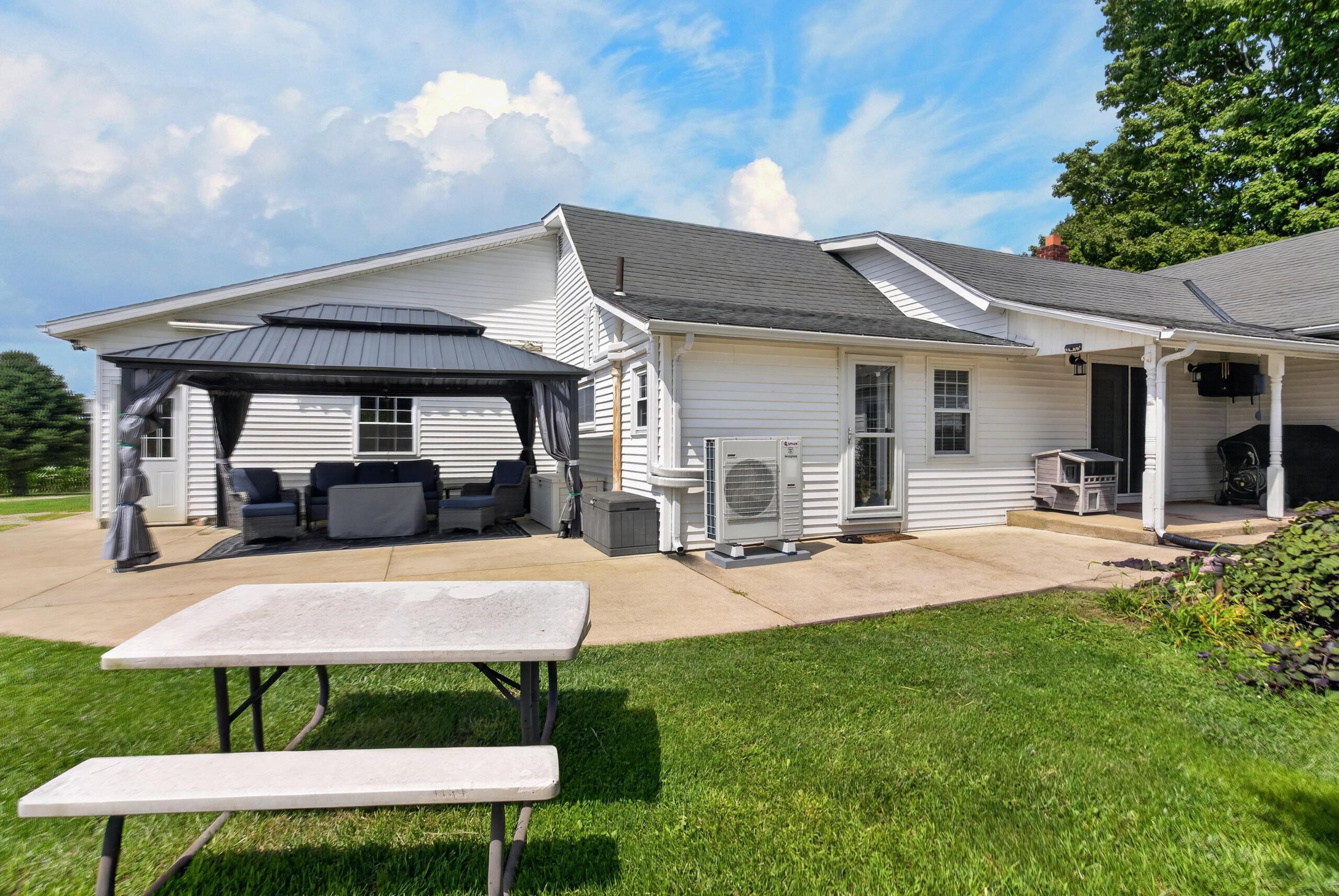 6693 Township Road 30, De Graff, Ohio 43318