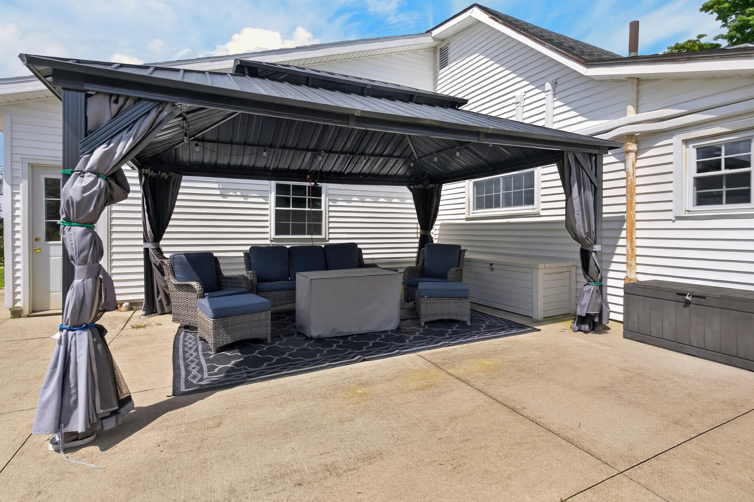 6693 Township Road 30, De Graff, Ohio 43318