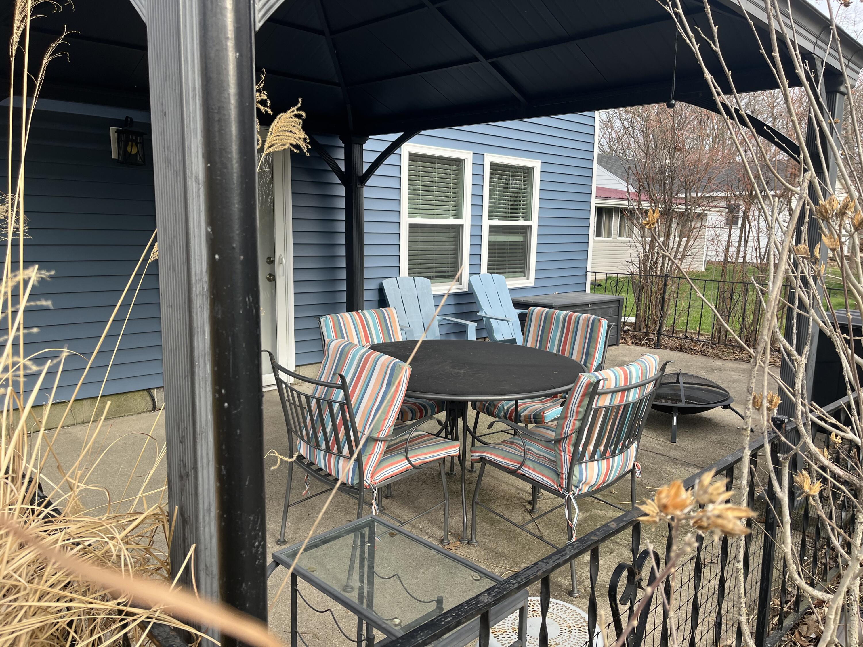 9484 Buckeye, Huntsville, Ohio 43324
