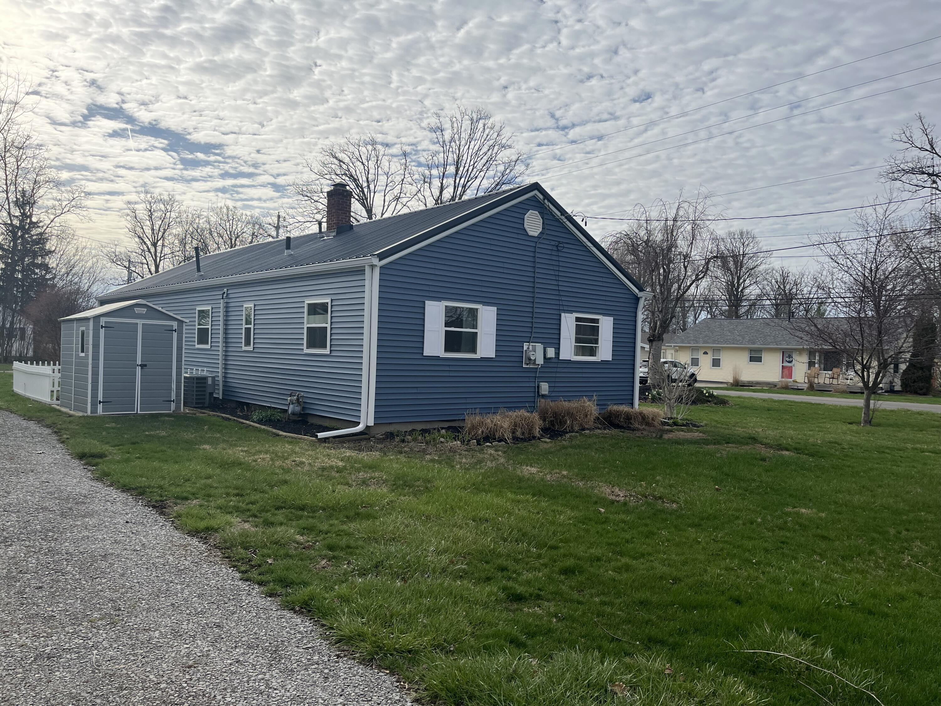 9484 Buckeye, Huntsville, Ohio 43324