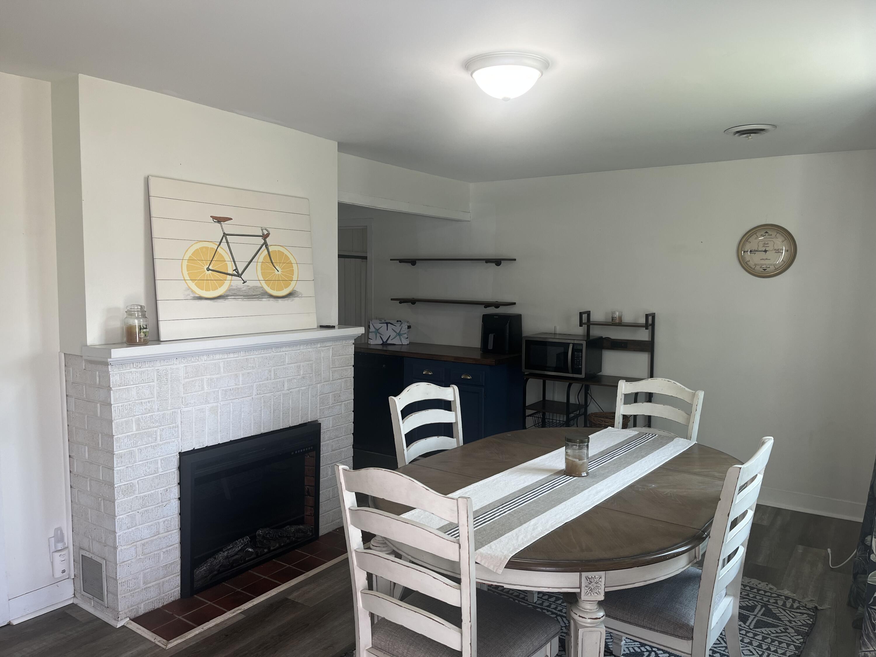 9484 Buckeye, Huntsville, Ohio 43324