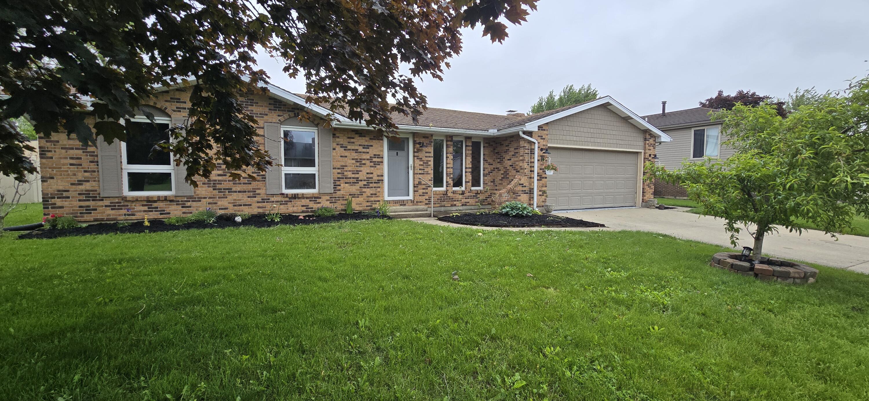 905 Canterbury, Celina, Ohio 45822