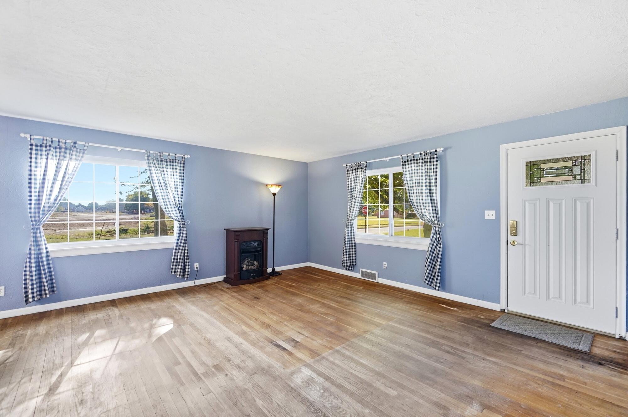260 2nd, Springfield, Ohio 45504