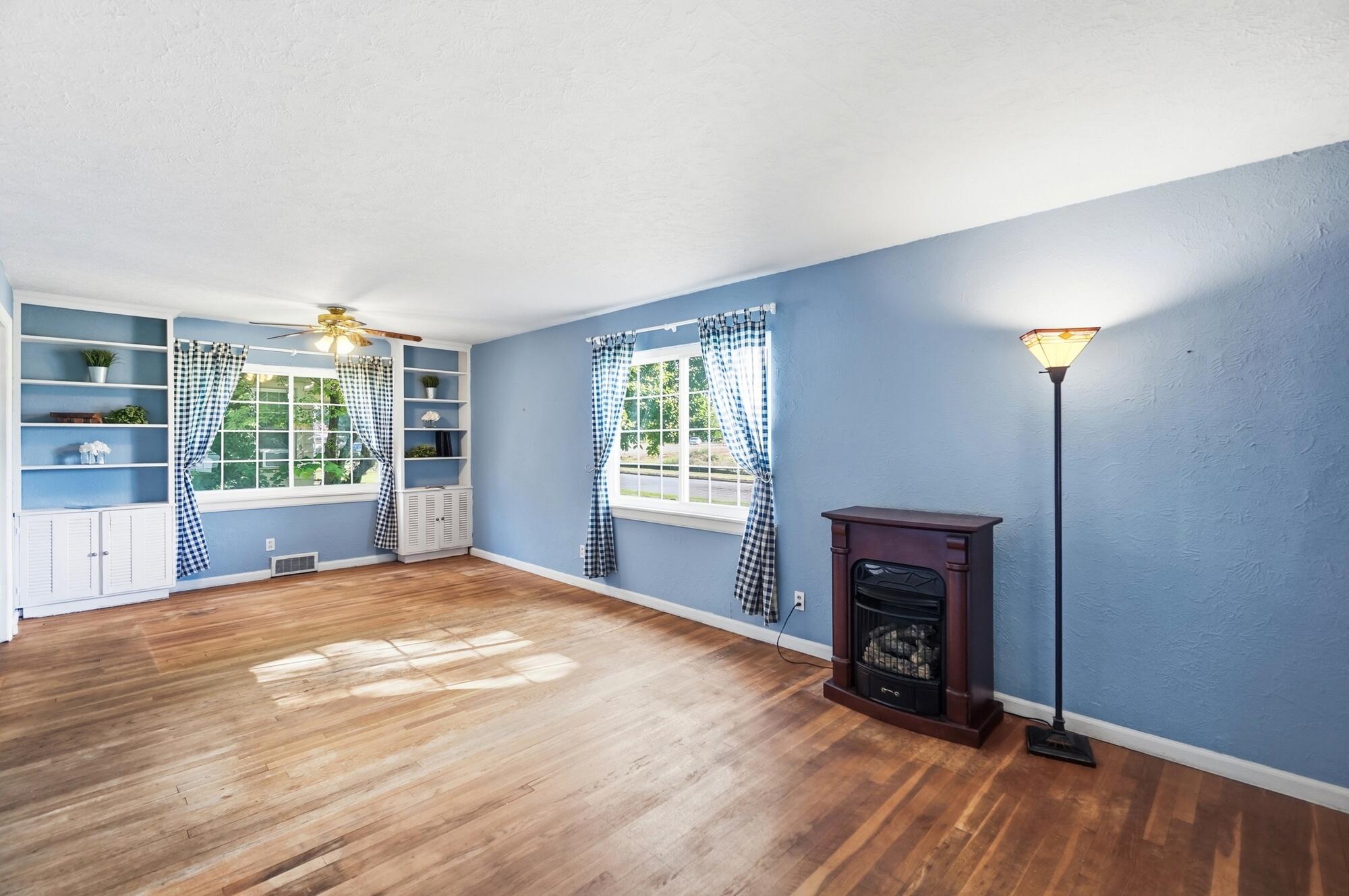 260 2nd, Springfield, Ohio 45504