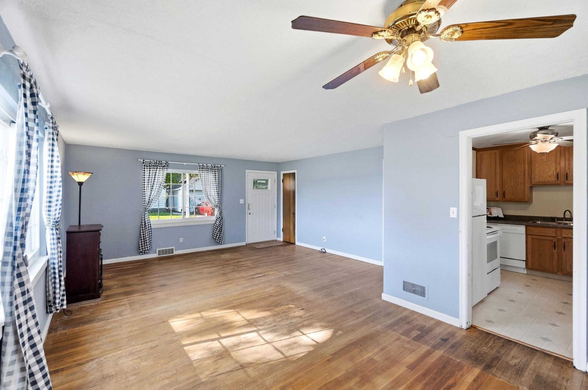 260 2nd, Springfield, Ohio 45504