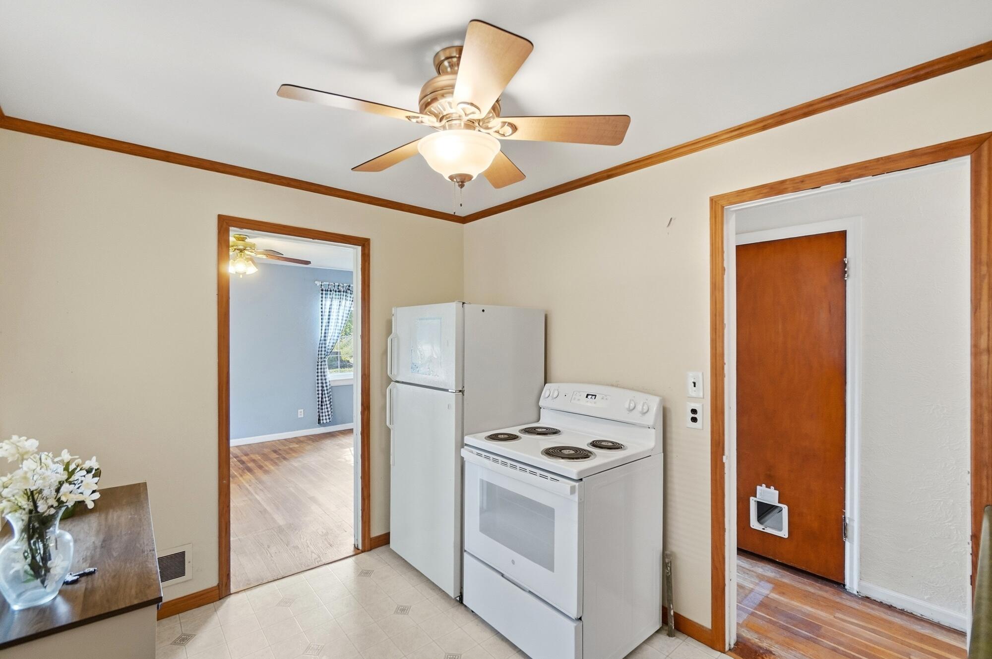 260 2nd, Springfield, Ohio 45504