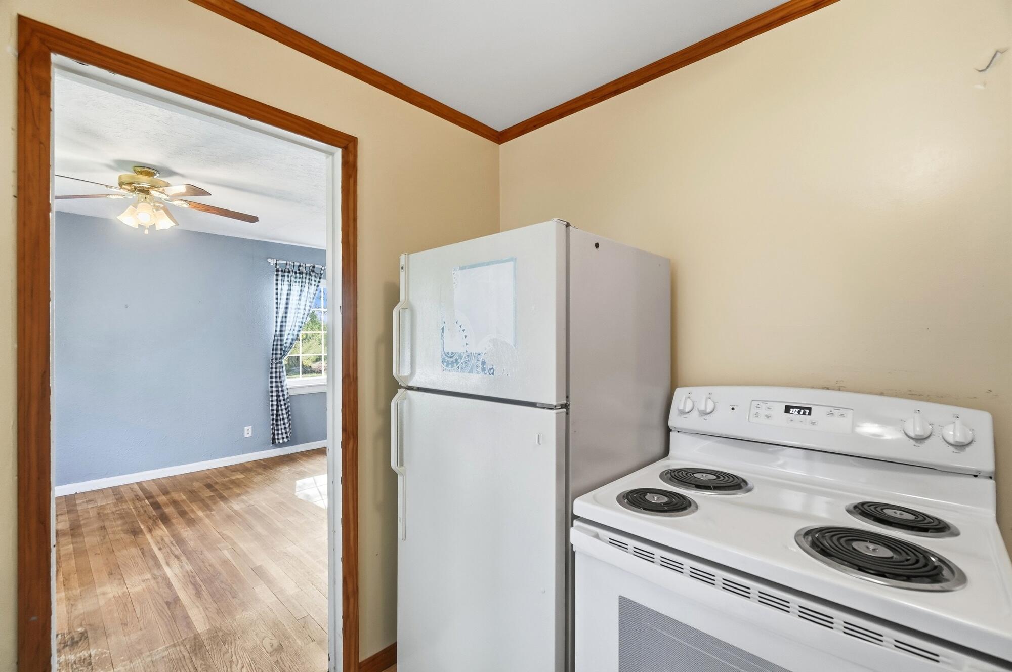 260 2nd, Springfield, Ohio 45504