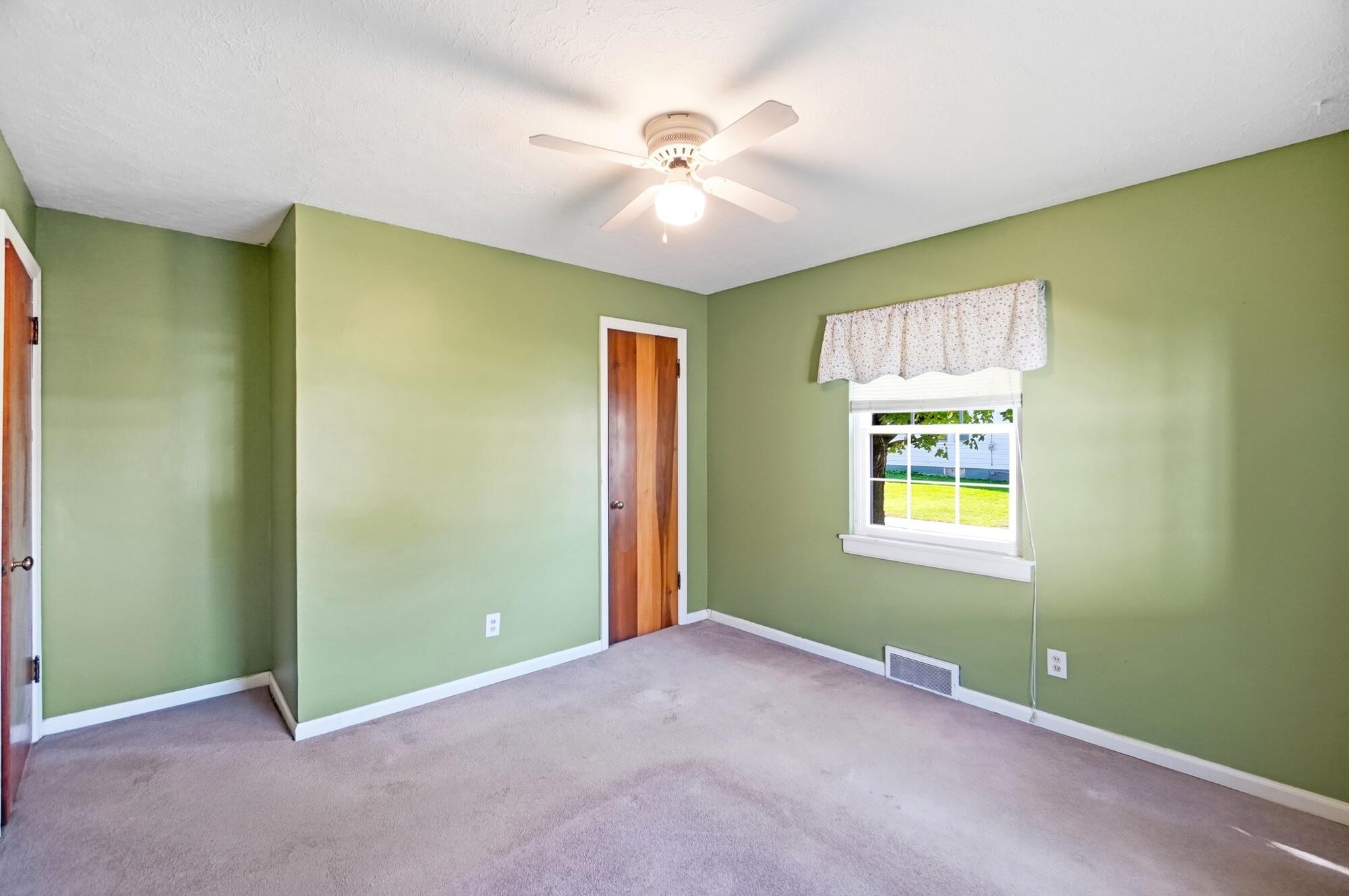 260 2nd, Springfield, Ohio 45504