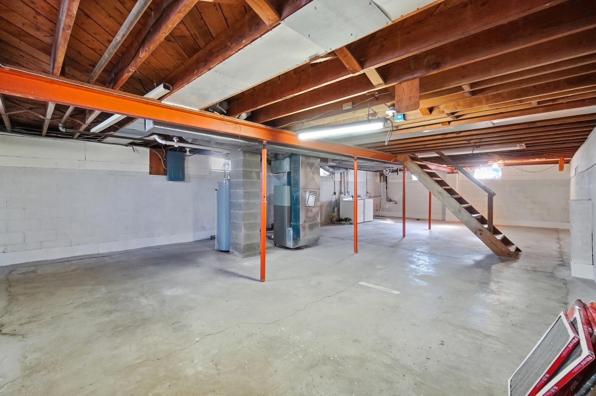 260 2nd, Springfield, Ohio 45504