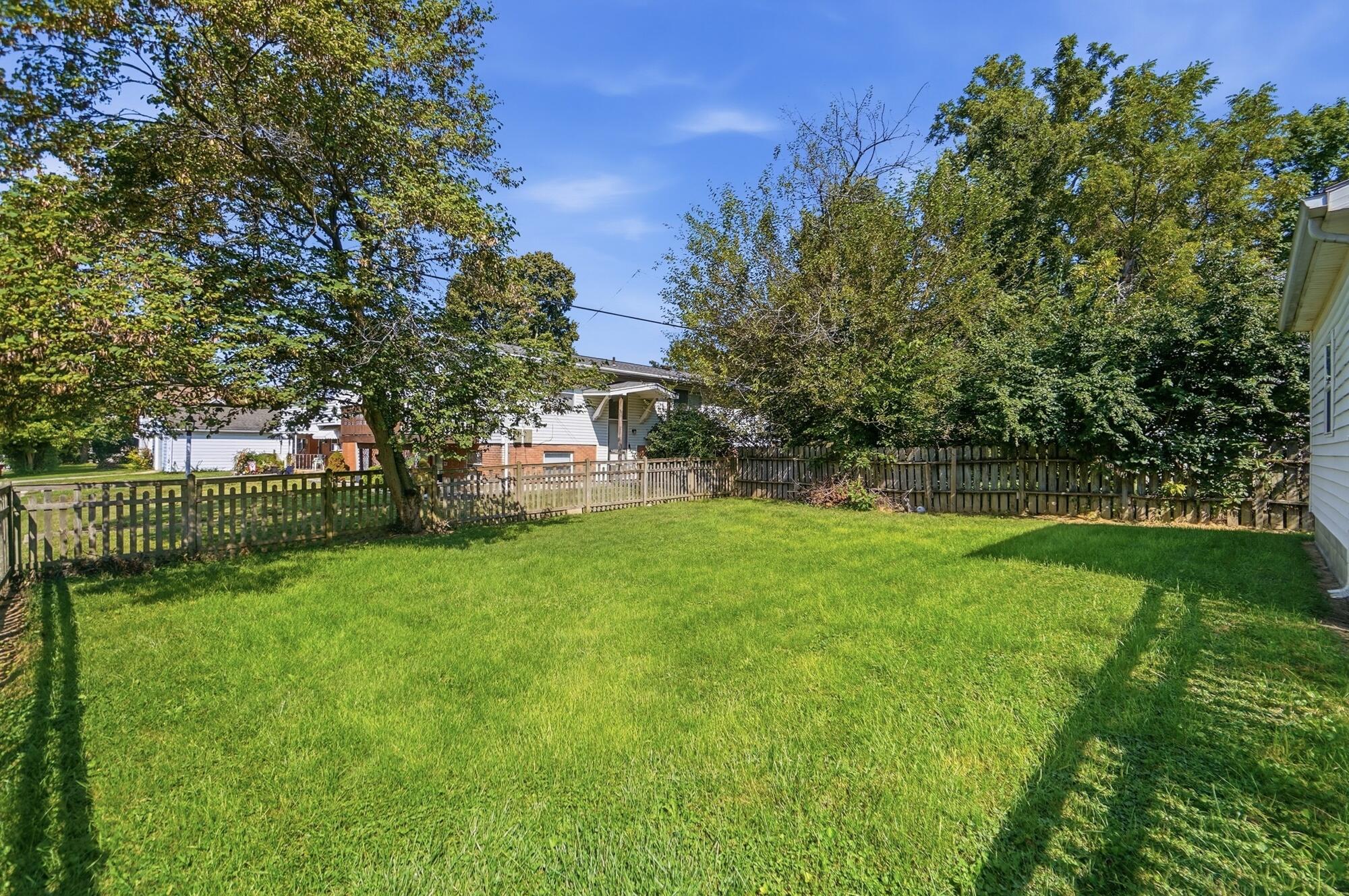 260 2nd, Springfield, Ohio 45504