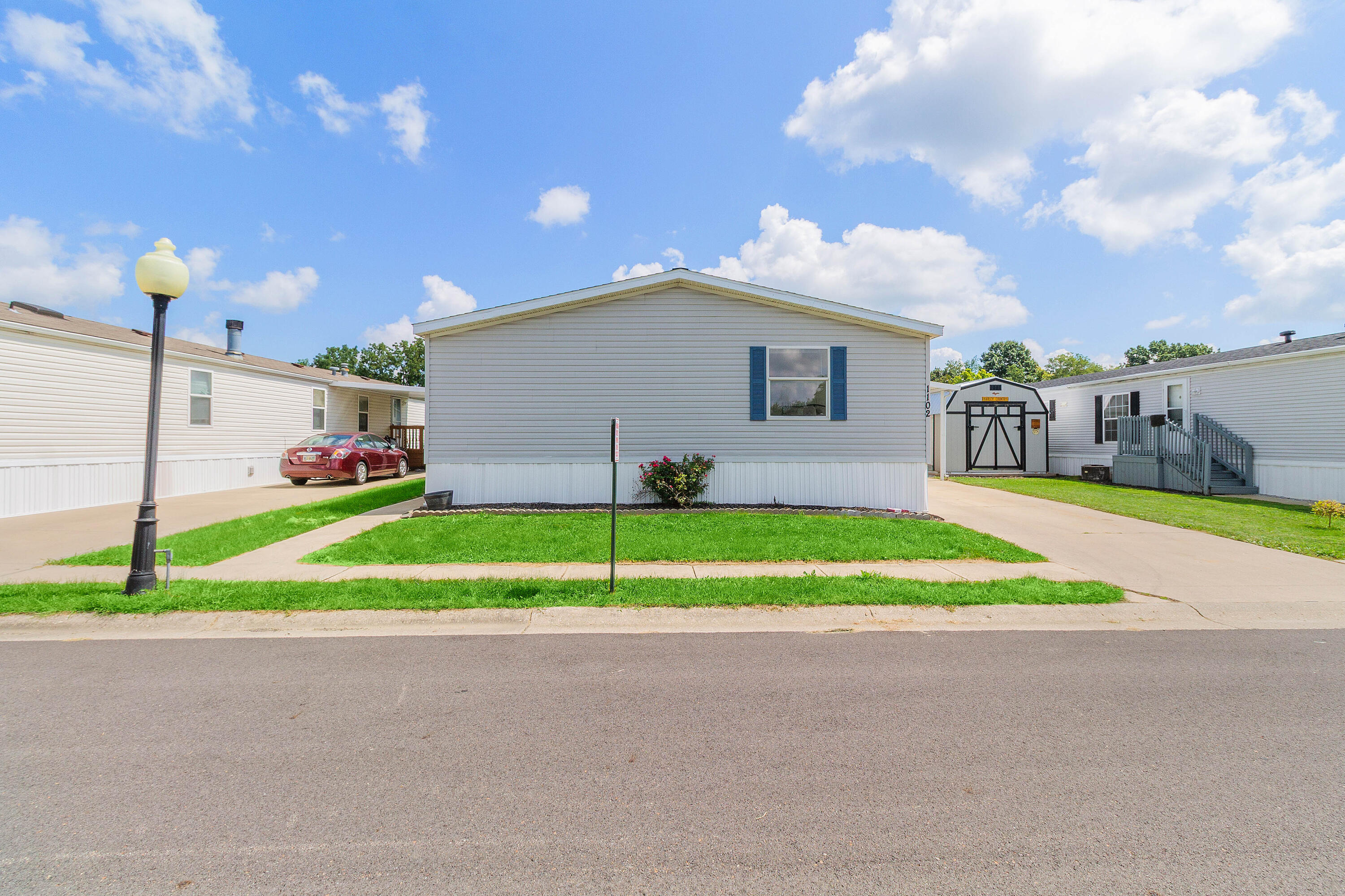 1102 Apple Blossom, Sidney, Ohio 45365