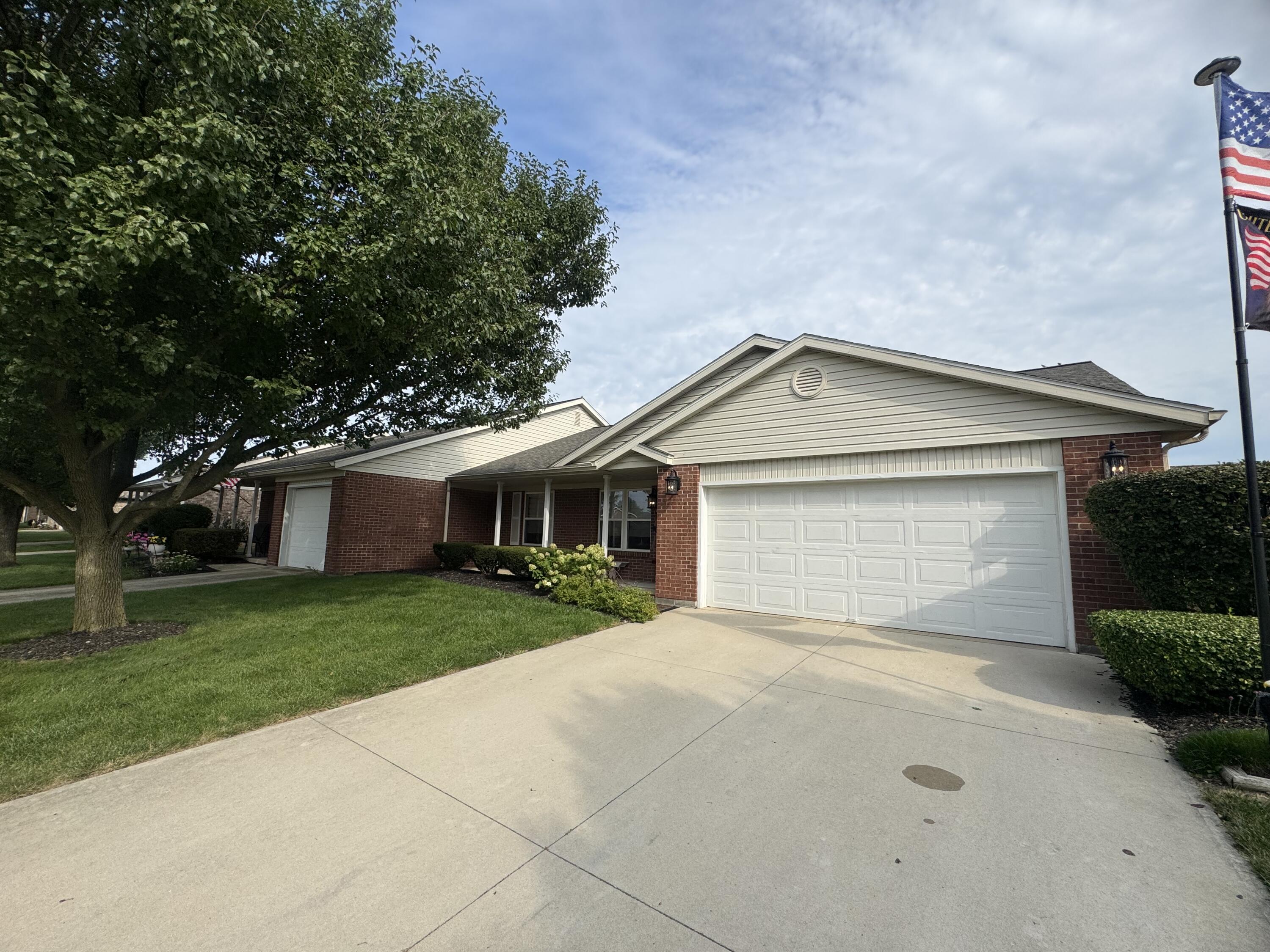 1135 Kensington, Celina, Ohio 45822