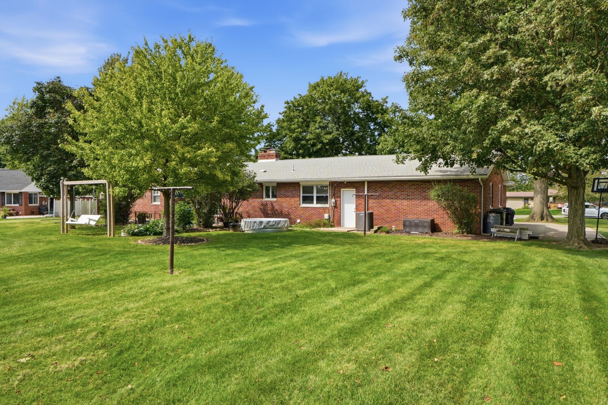 2643 Elmview, Lima, Ohio 45806
