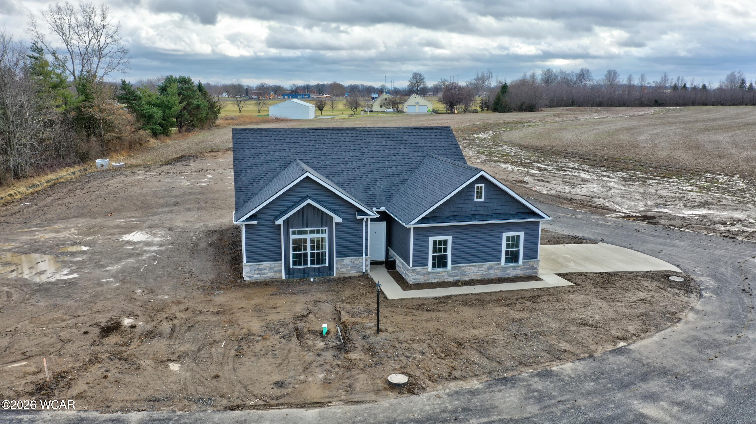 2841 Autumn Lake Drive, Lima, Ohio