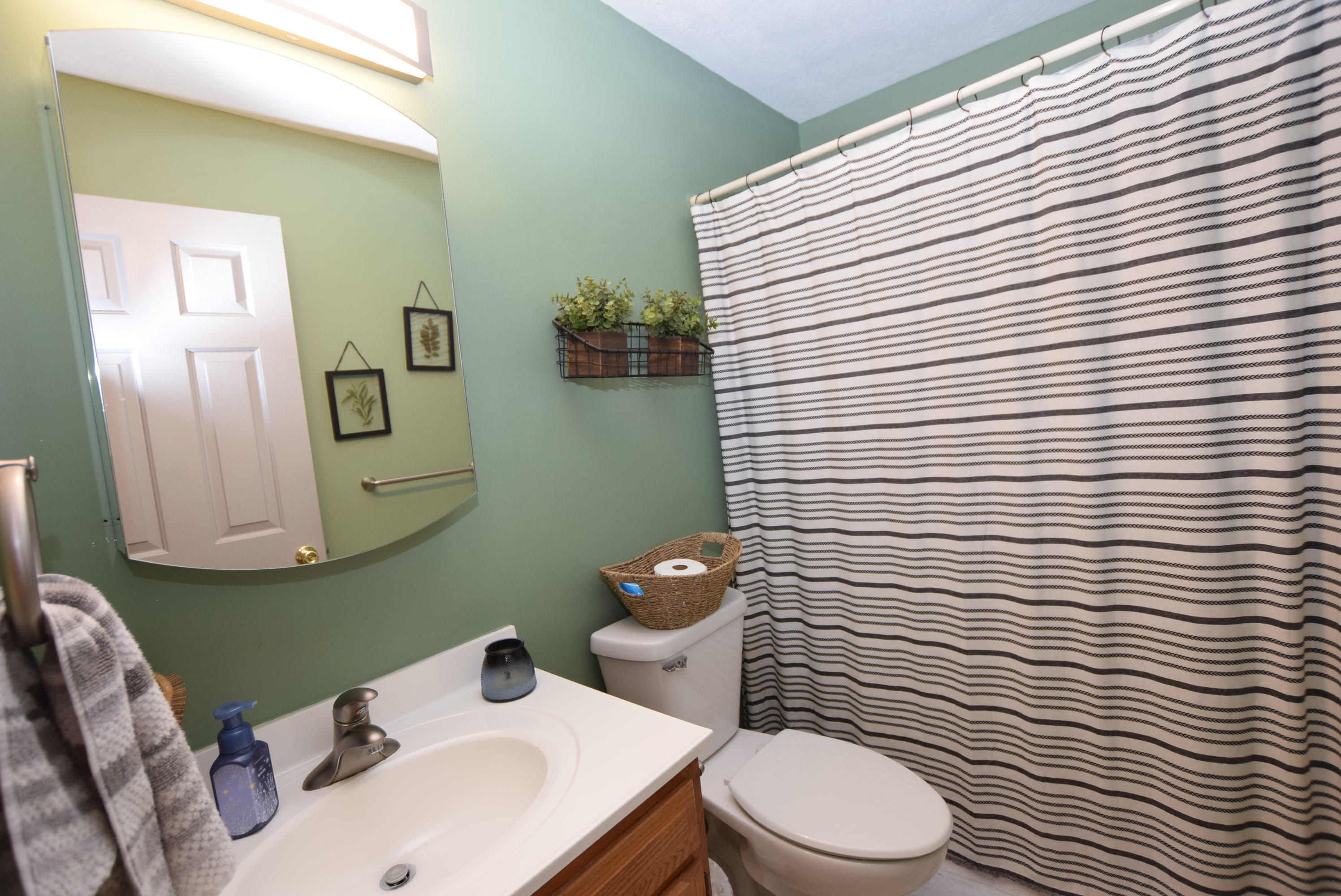 216 4th, Christiansburg, Ohio 45389