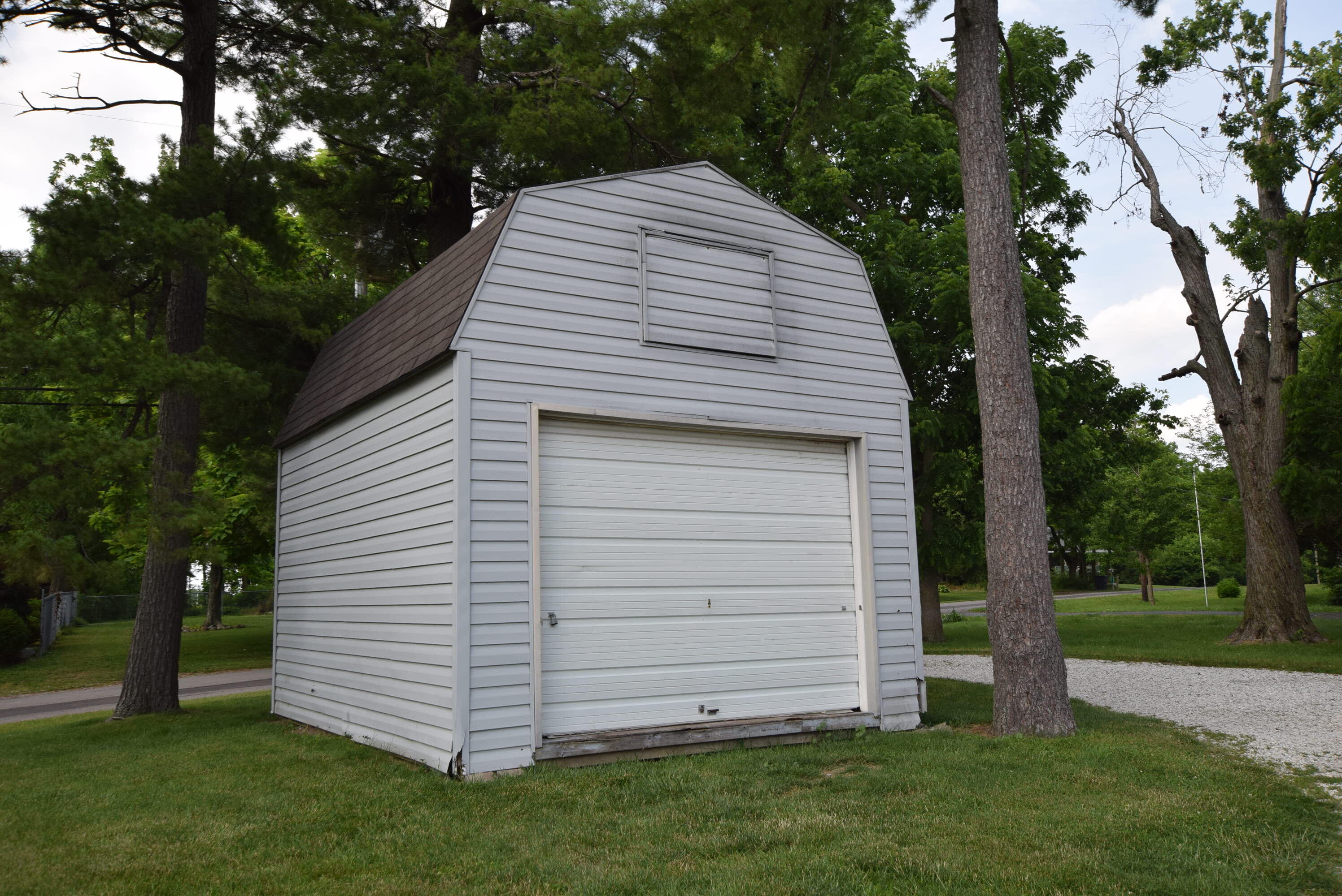 216 4th, Christiansburg, Ohio 45389