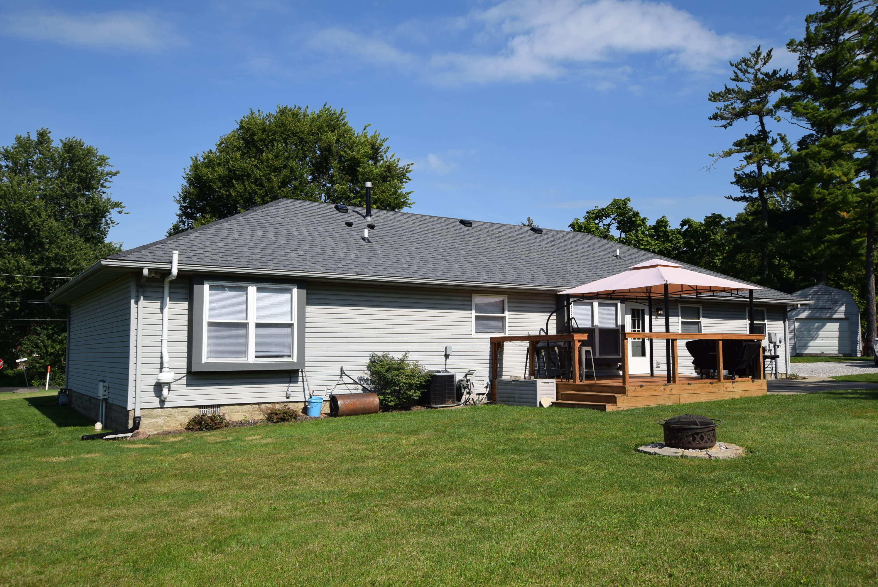 216 4th, Christiansburg, Ohio 45389