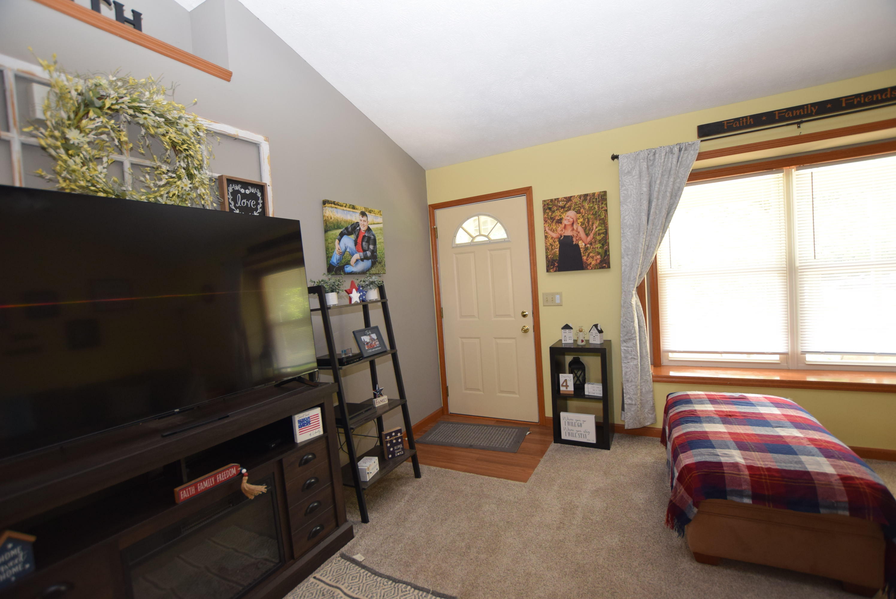 216 4th, Christiansburg, Ohio 45389