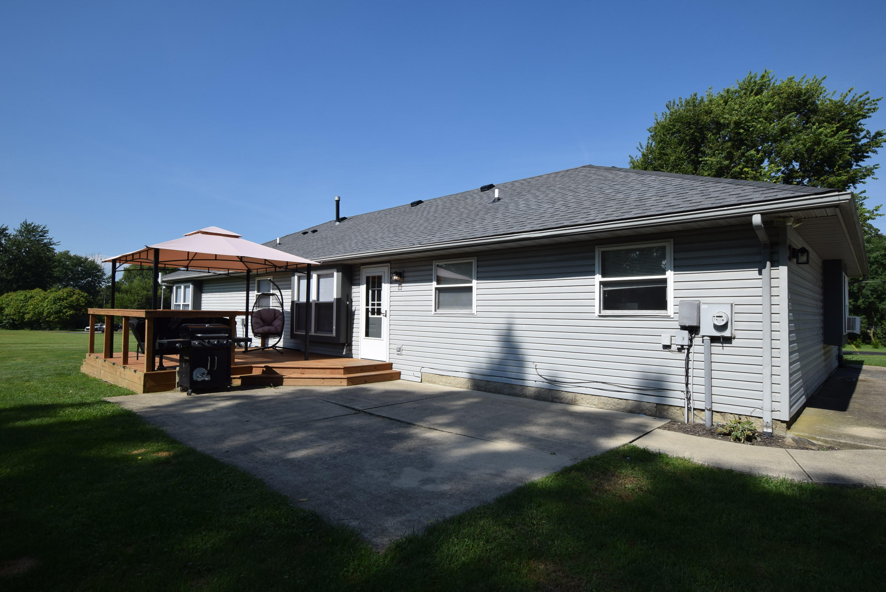 216 4th, Christiansburg, Ohio 45389